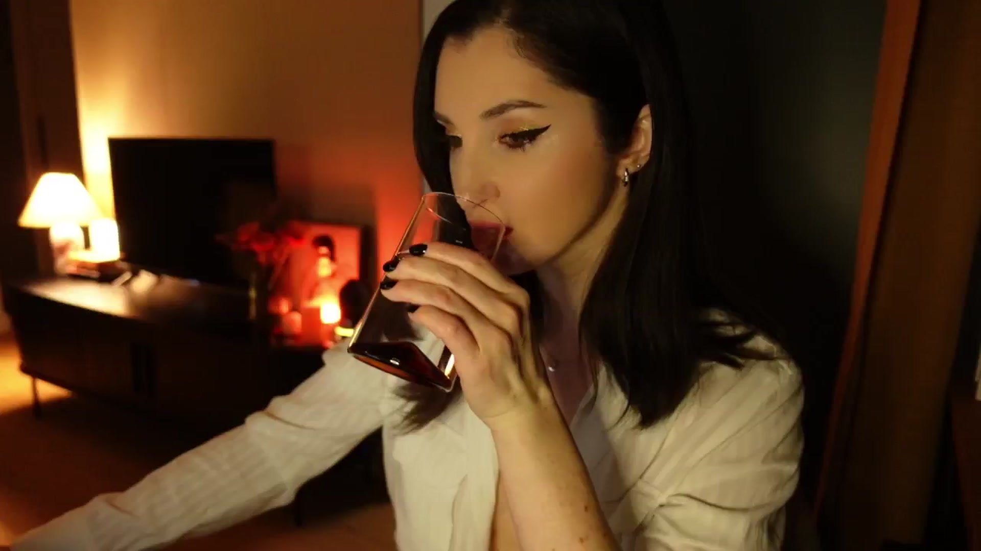 Gallery image thumbnail from Maddie's myfreecams stream on, 02/05/2025, 18:43 image 13 of 20