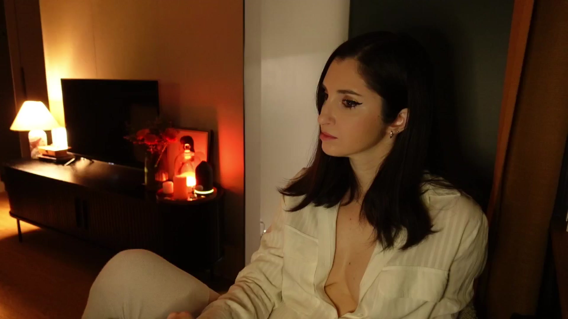 Gallery image thumbnail from Maddie's myfreecams stream on, 02/05/2025, 18:43 image 17 of 20