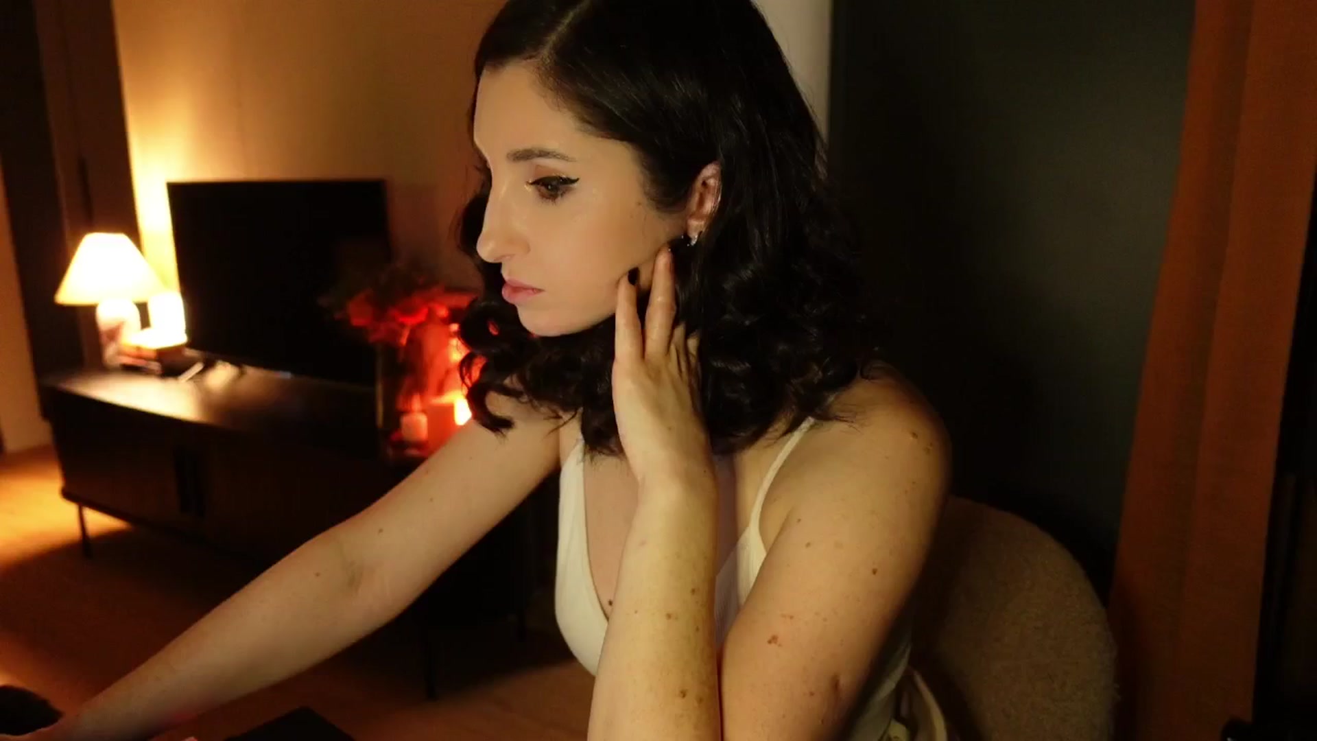 Gallery image thumbnail from Maddie's myfreecams stream on, 02/07/2025, 01:29 image 13 of 20