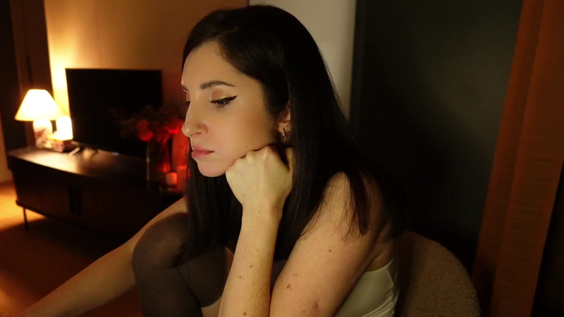 Gallery image thumbnail from Maddie's myfreecams stream on, 02/10/2025, 21:38 image 15 of 20