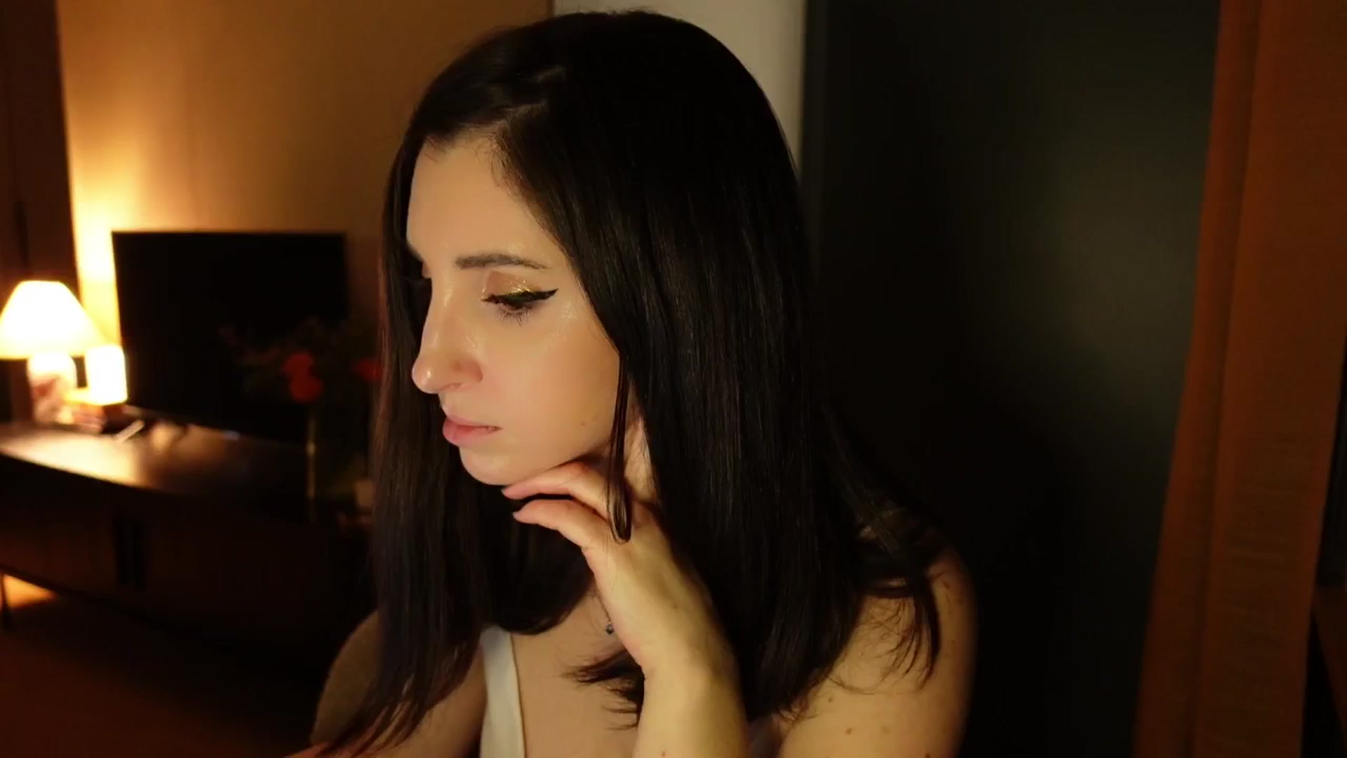 Gallery image thumbnail from Maddie's myfreecams stream on, 02/11/2025, 01:44 image 17 of 20