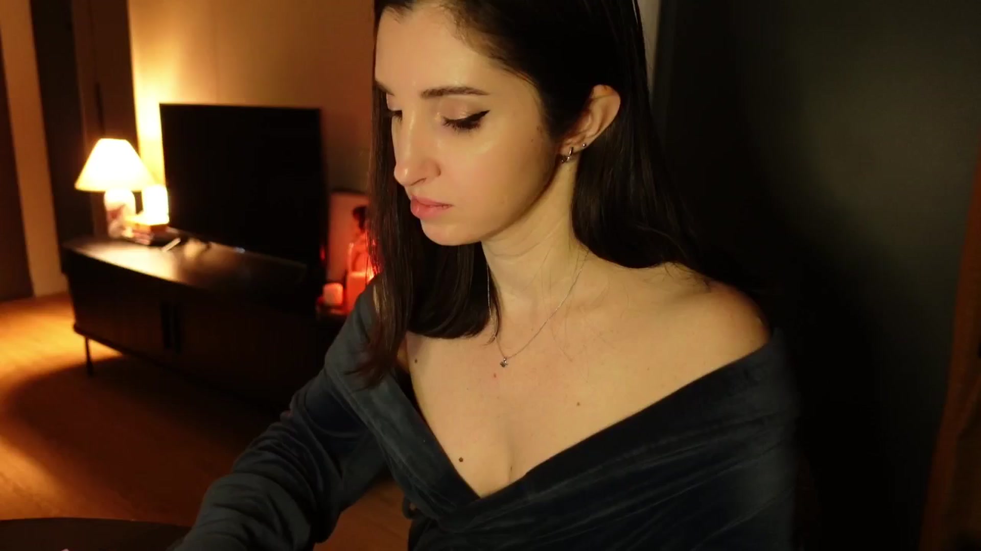 Gallery image thumbnail from Maddie's myfreecams stream on, 02/13/2025, 01:41 image 6 of 20