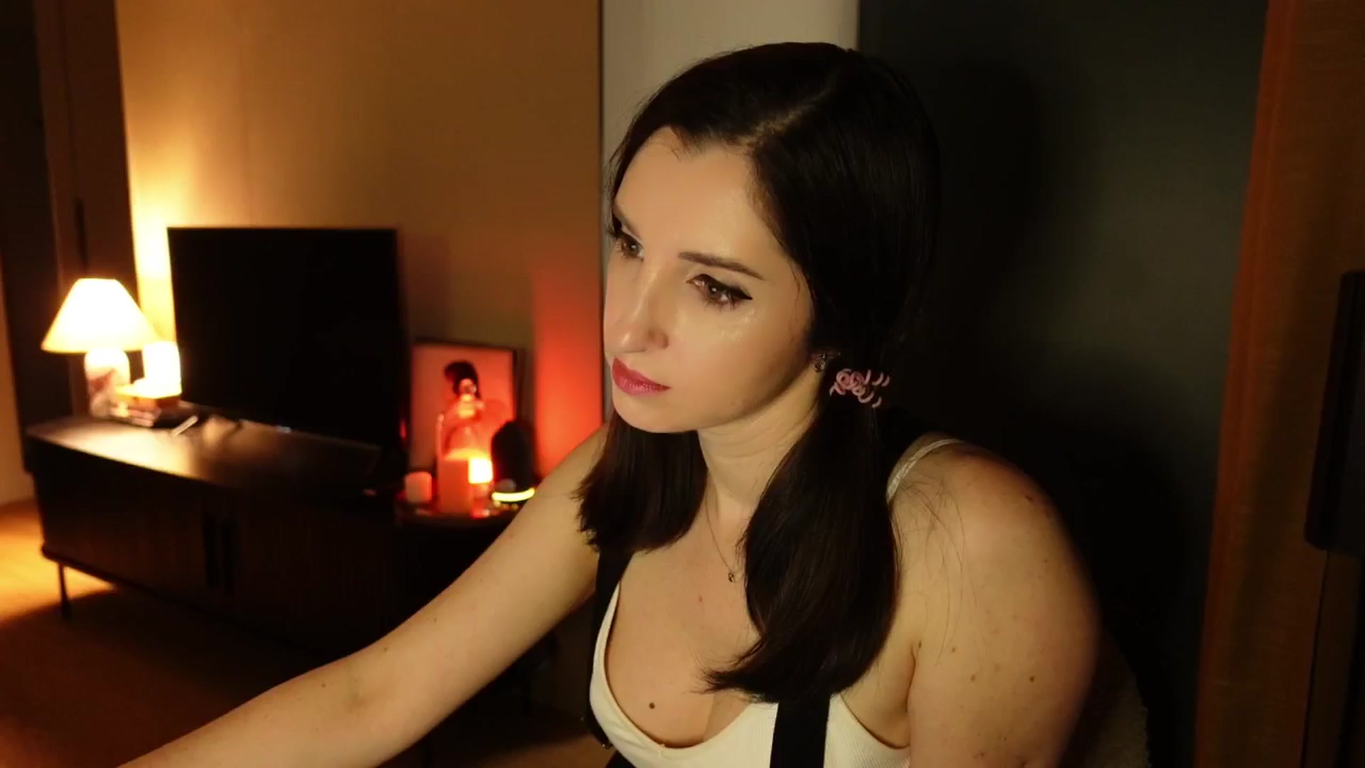 Gallery image thumbnail from Maddie's myfreecams stream on, 02/13/2025, 22:33 image 11 of 20
