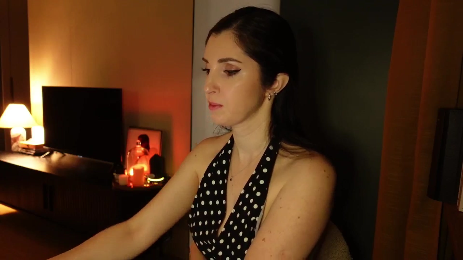 Gallery image thumbnail from Maddie's myfreecams stream on, 02/17/2025, 22:15 image 10 of 20