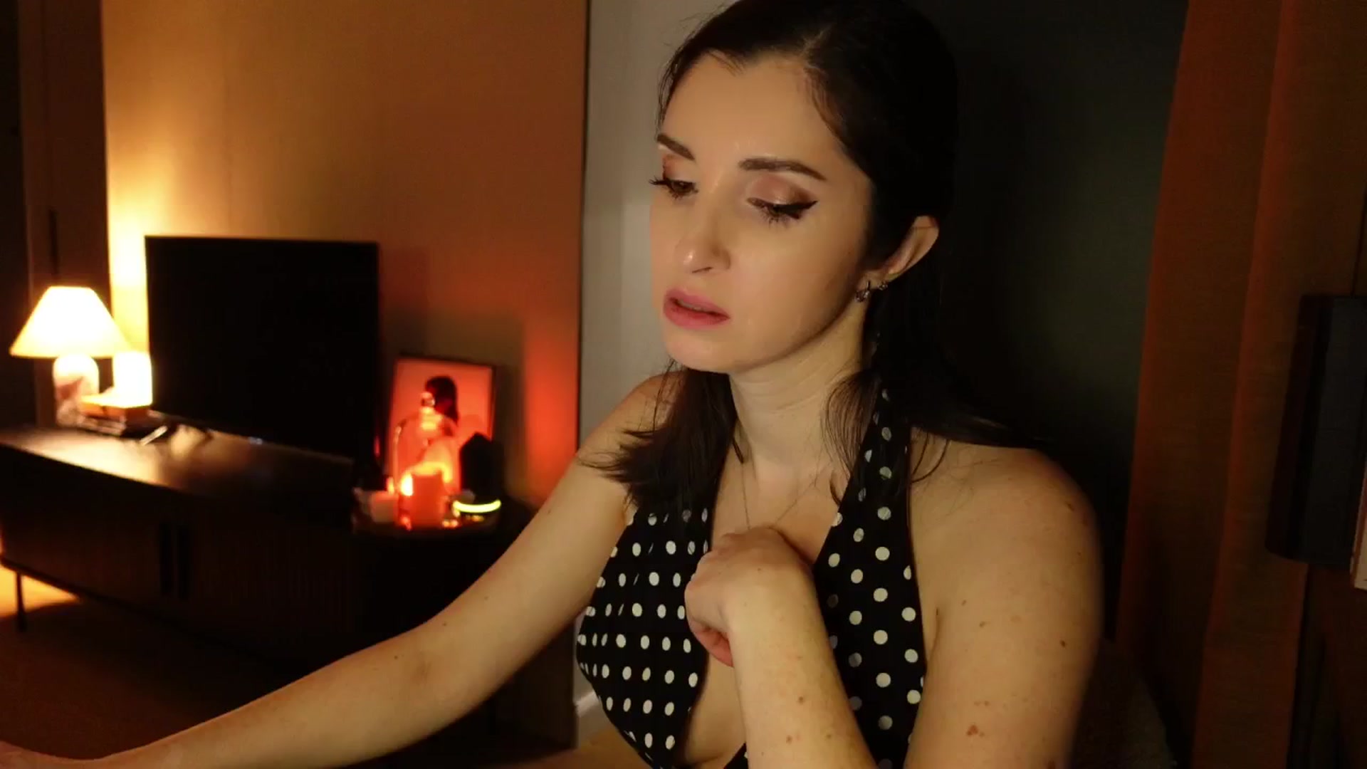 Gallery image thumbnail from Maddie's myfreecams stream on, 02/17/2025, 22:15 image 1 of 20