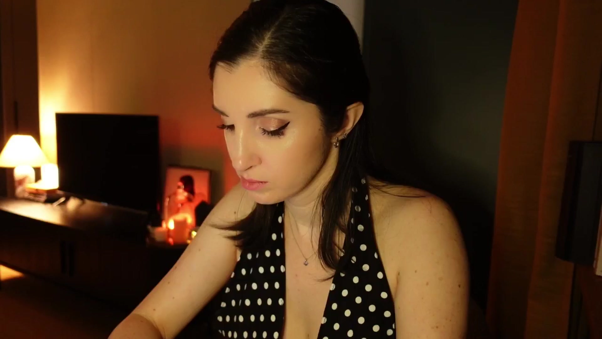 Gallery image thumbnail from Maddie's myfreecams stream on, 02/17/2025, 22:15 image 5 of 20
