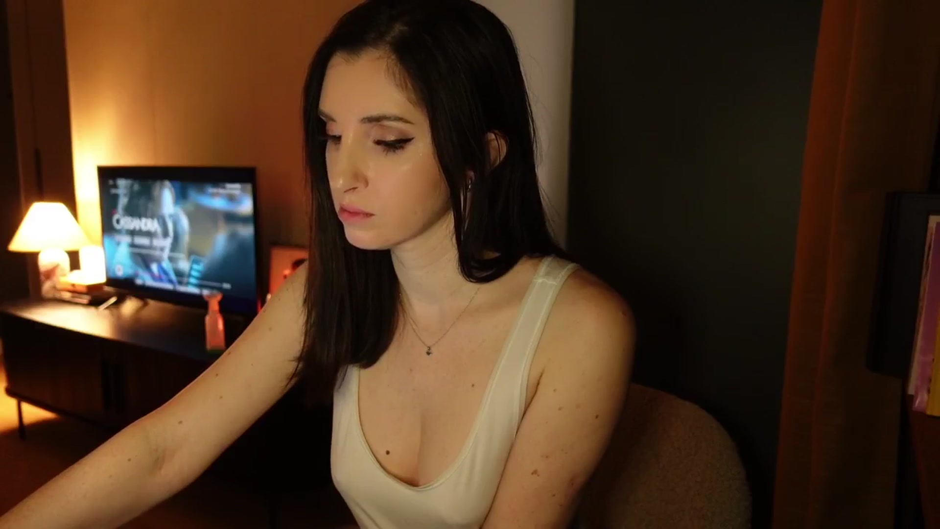 Gallery image thumbnail from Maddie's myfreecams stream on, 02/20/2025, 23:49 image 7 of 20