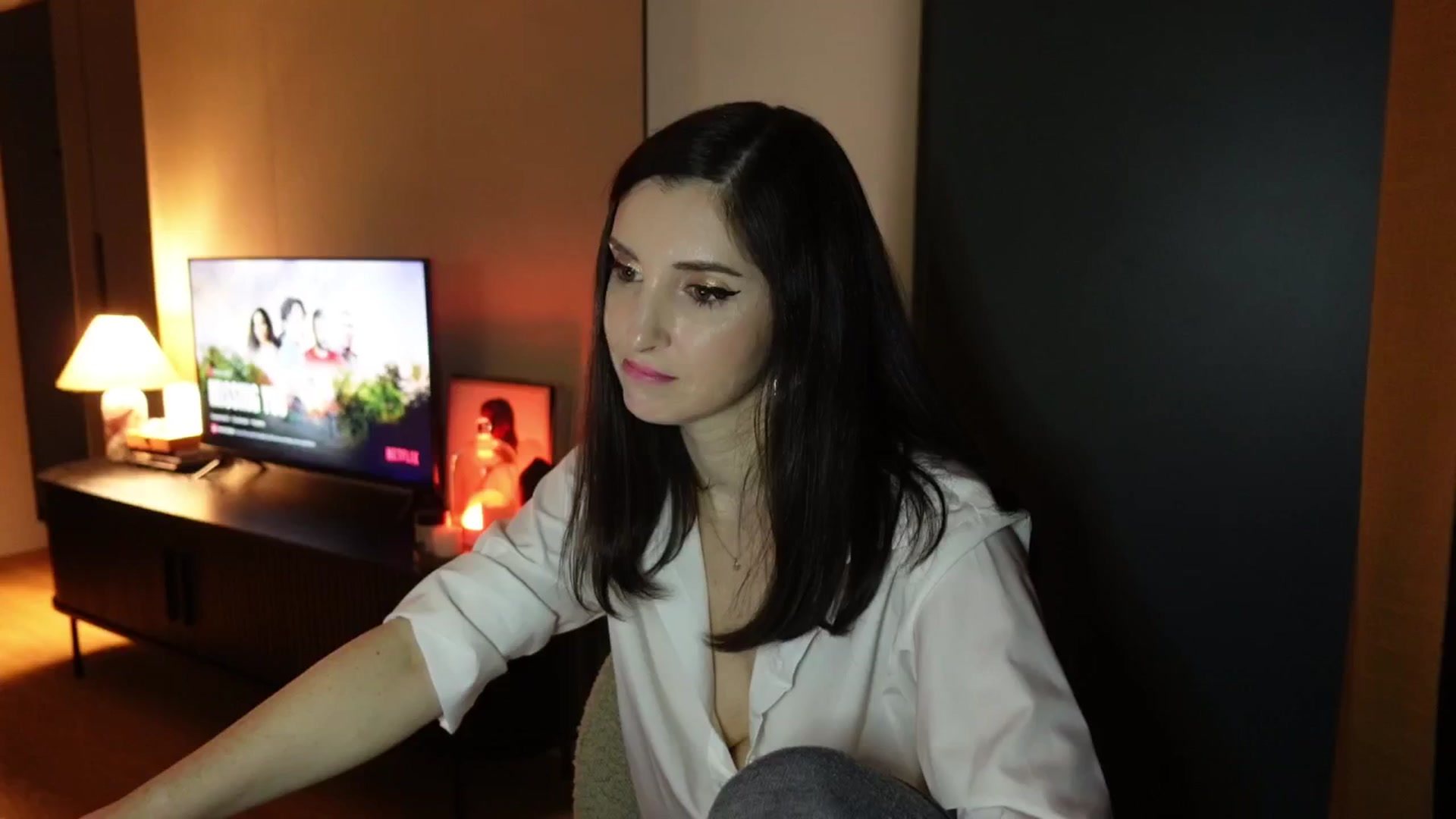 Gallery image thumbnail from Maddie's myfreecams stream on, 02/21/2025, 20:58 image 10 of 20