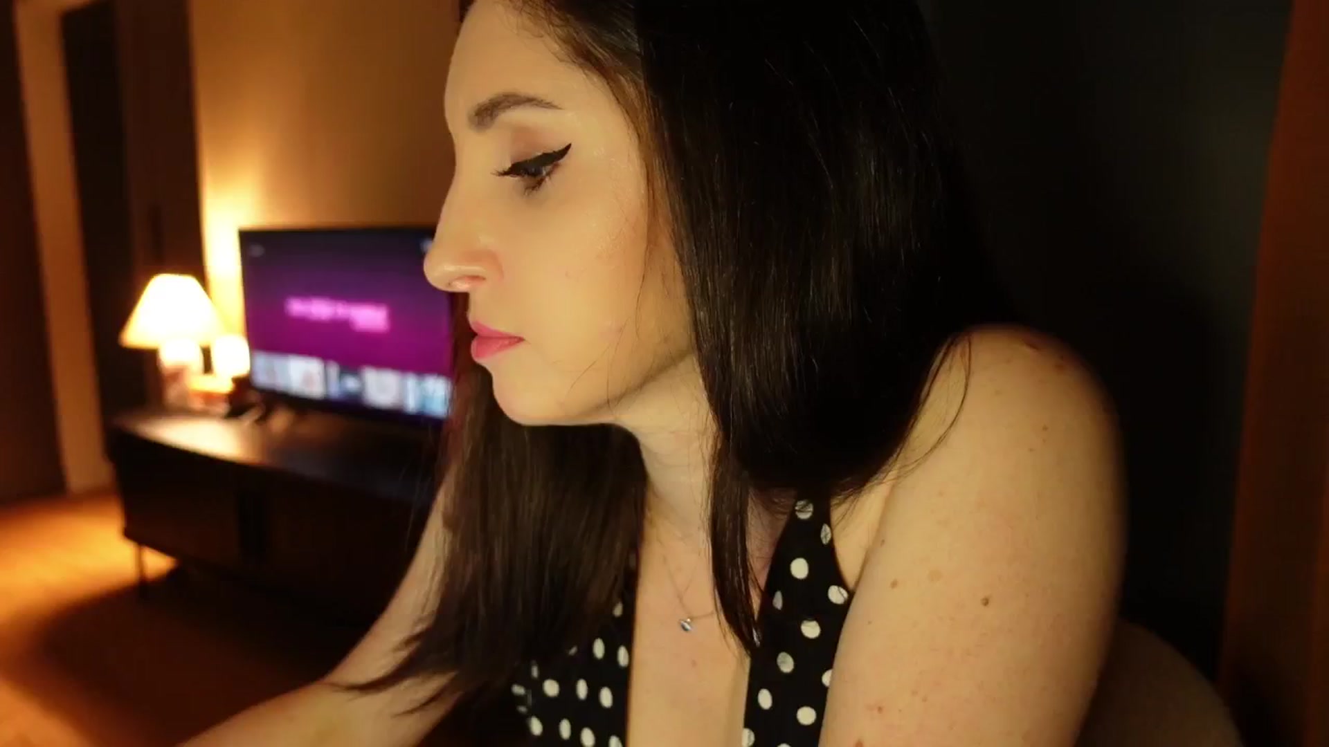 Gallery image thumbnail from Maddie's myfreecams stream on, 02/24/2025, 21:26 image 5 of 20