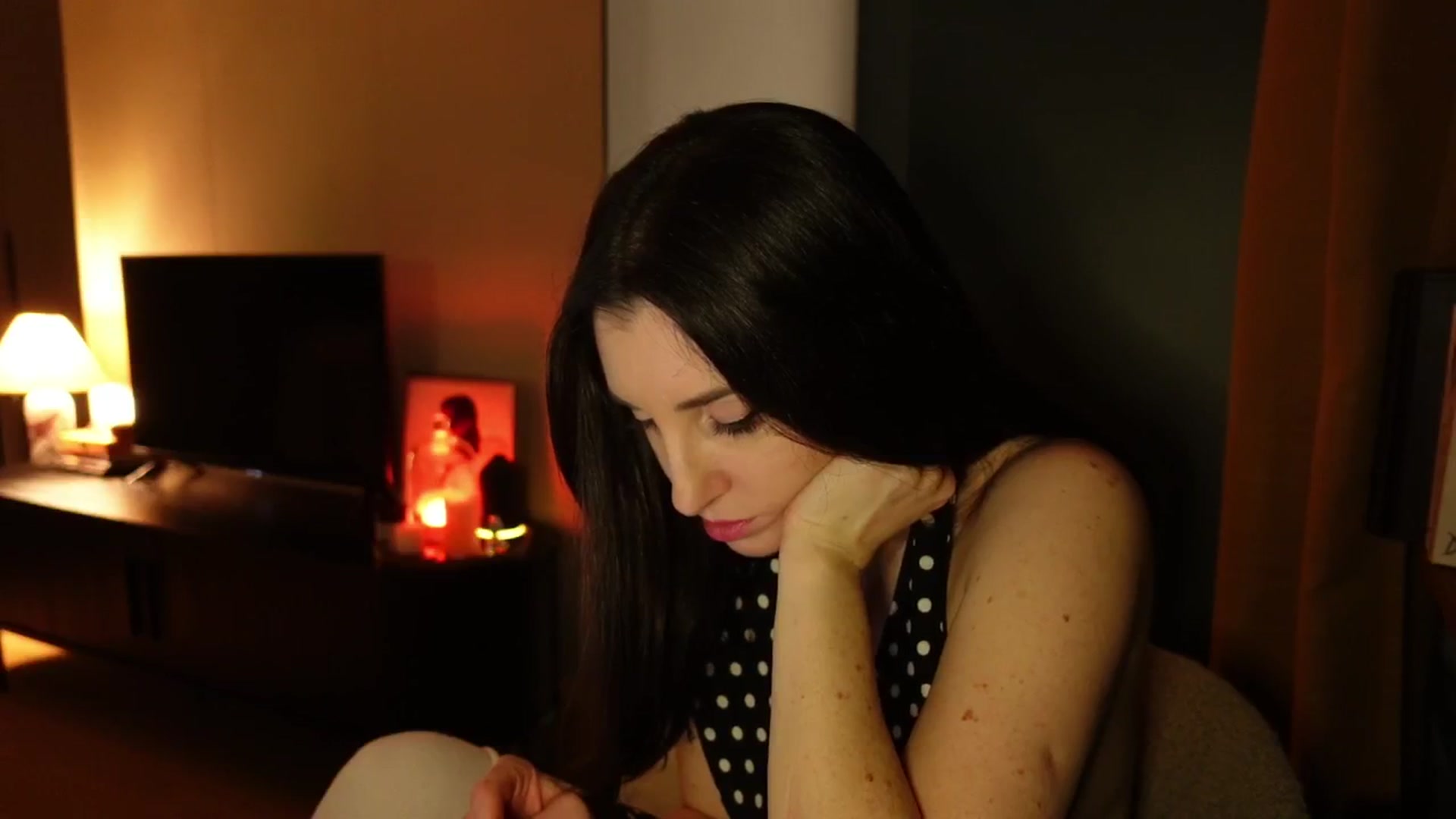 Gallery image thumbnail from Maddie's myfreecams stream on, 02/25/2025, 24:02 image 10 of 20