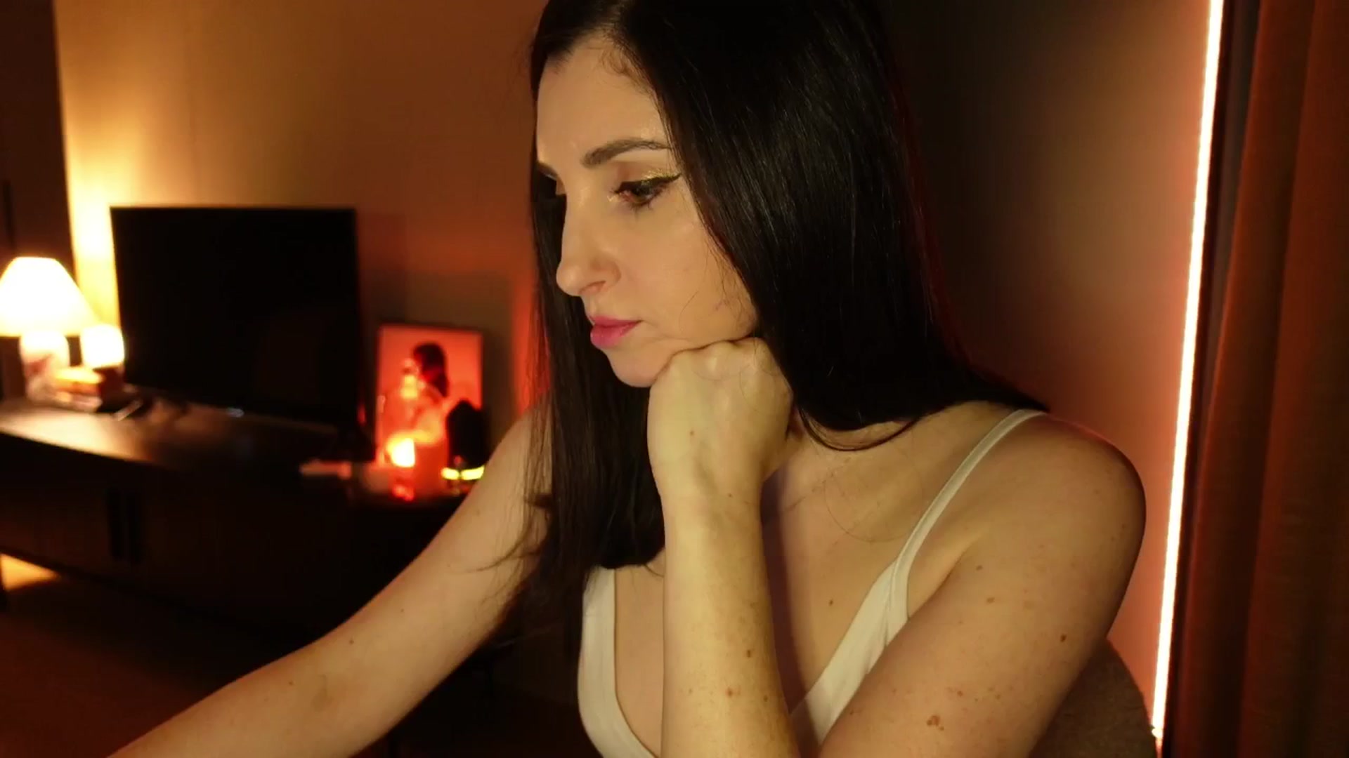 Gallery image thumbnail from Maddie's myfreecams stream on, 02/25/2025, 23:56 image 14 of 20