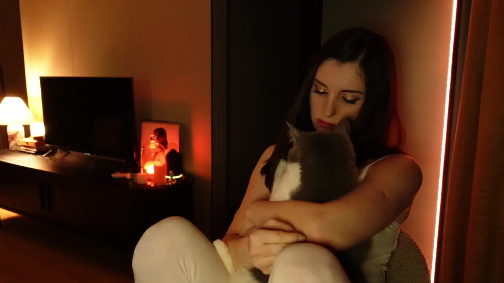 Gallery image thumbnail from Maddie's myfreecams stream on, 02/25/2025, 23:56 image 8 of 20