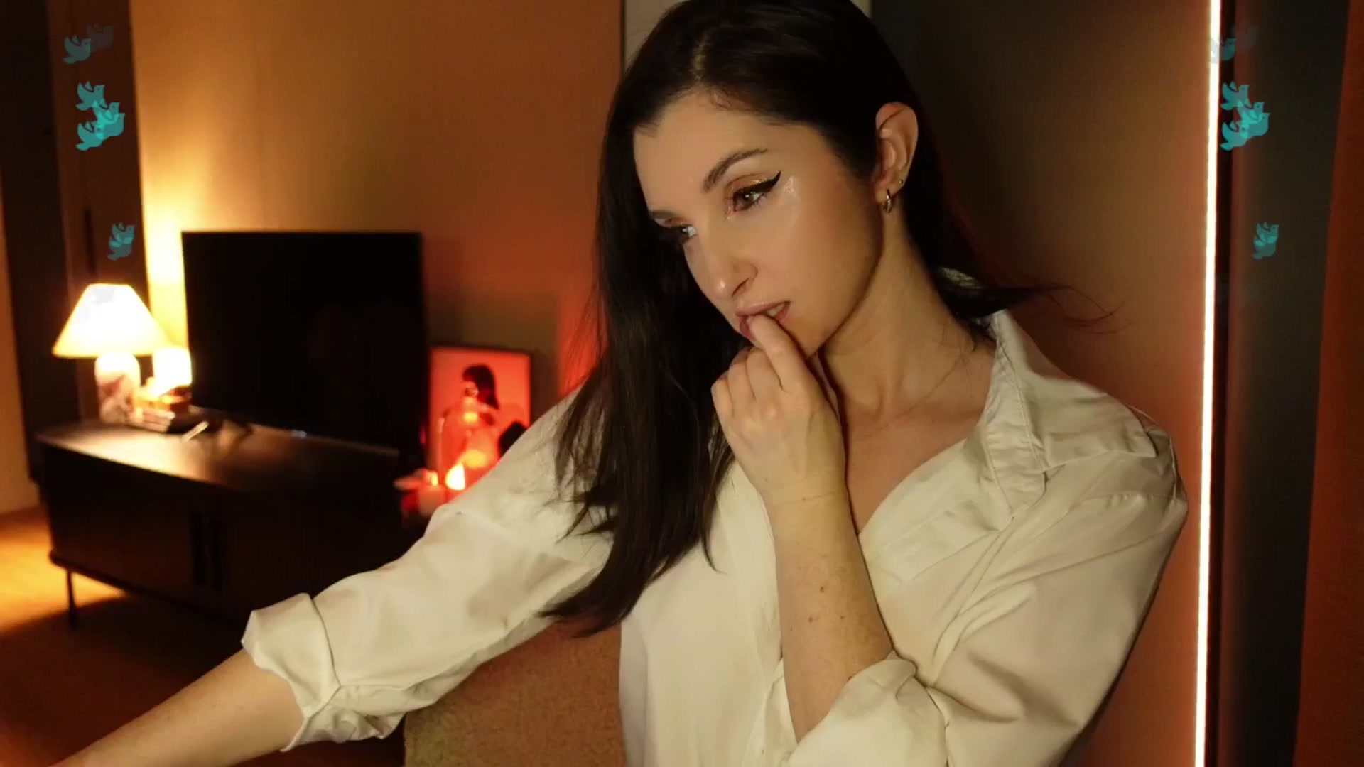 Gallery image thumbnail from Maddie's myfreecams stream on, 03/05/2025, 21:11 image 17 of 20