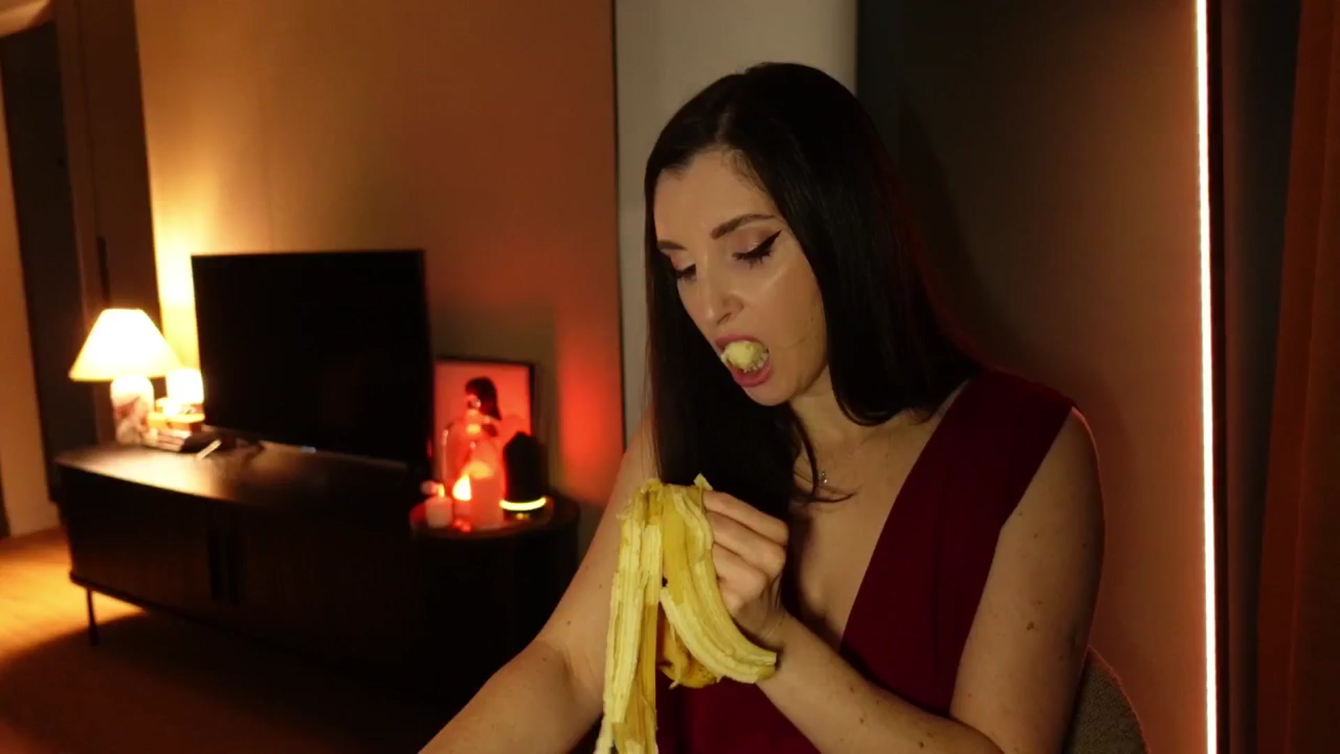 Gallery image thumbnail from Maddie's myfreecams stream on, 03/07/2025, 17:29 image 17 of 20