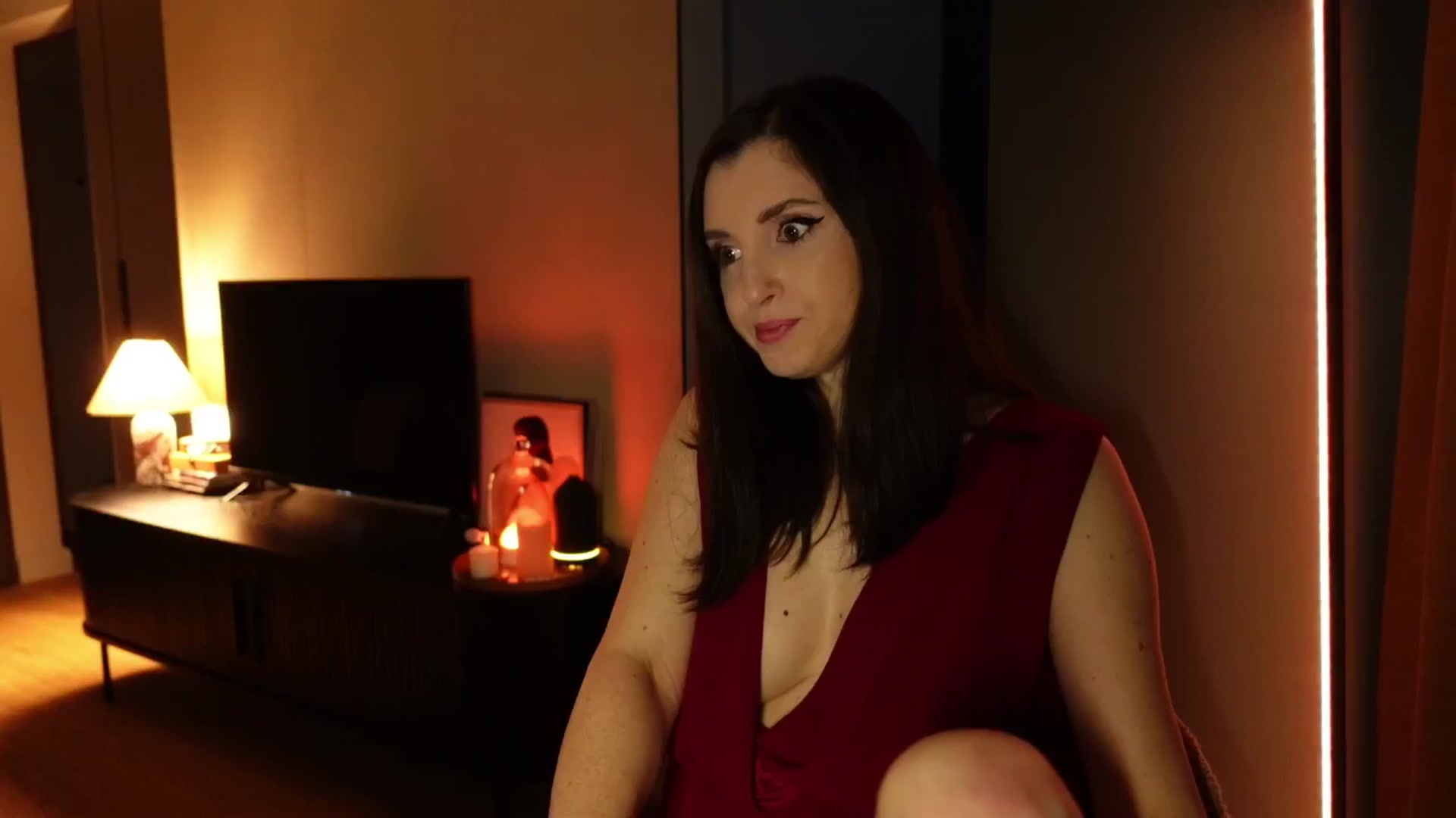 Gallery image thumbnail from Maddie's myfreecams stream on, 03/07/2025, 17:29 image 12 of 20