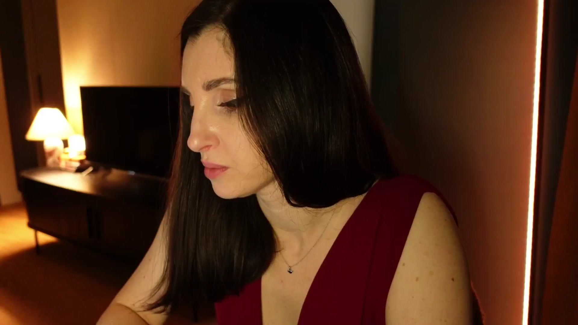 Gallery image thumbnail from Maddie's myfreecams stream on, 03/08/2025, 01:03 image 3 of 20