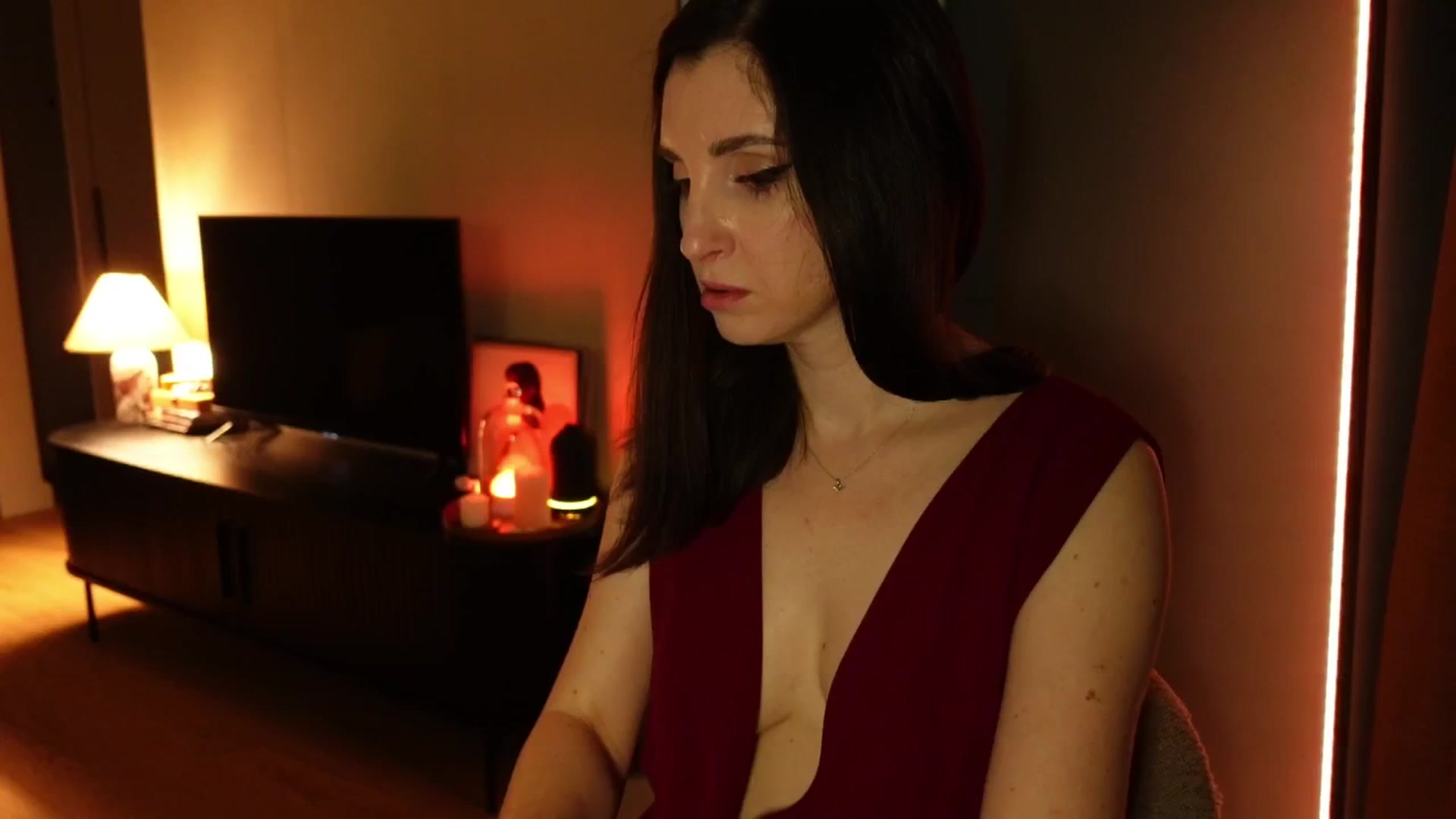 Gallery image thumbnail from Maddie's myfreecams stream on, 03/08/2025, 01:03 image 1 of 20