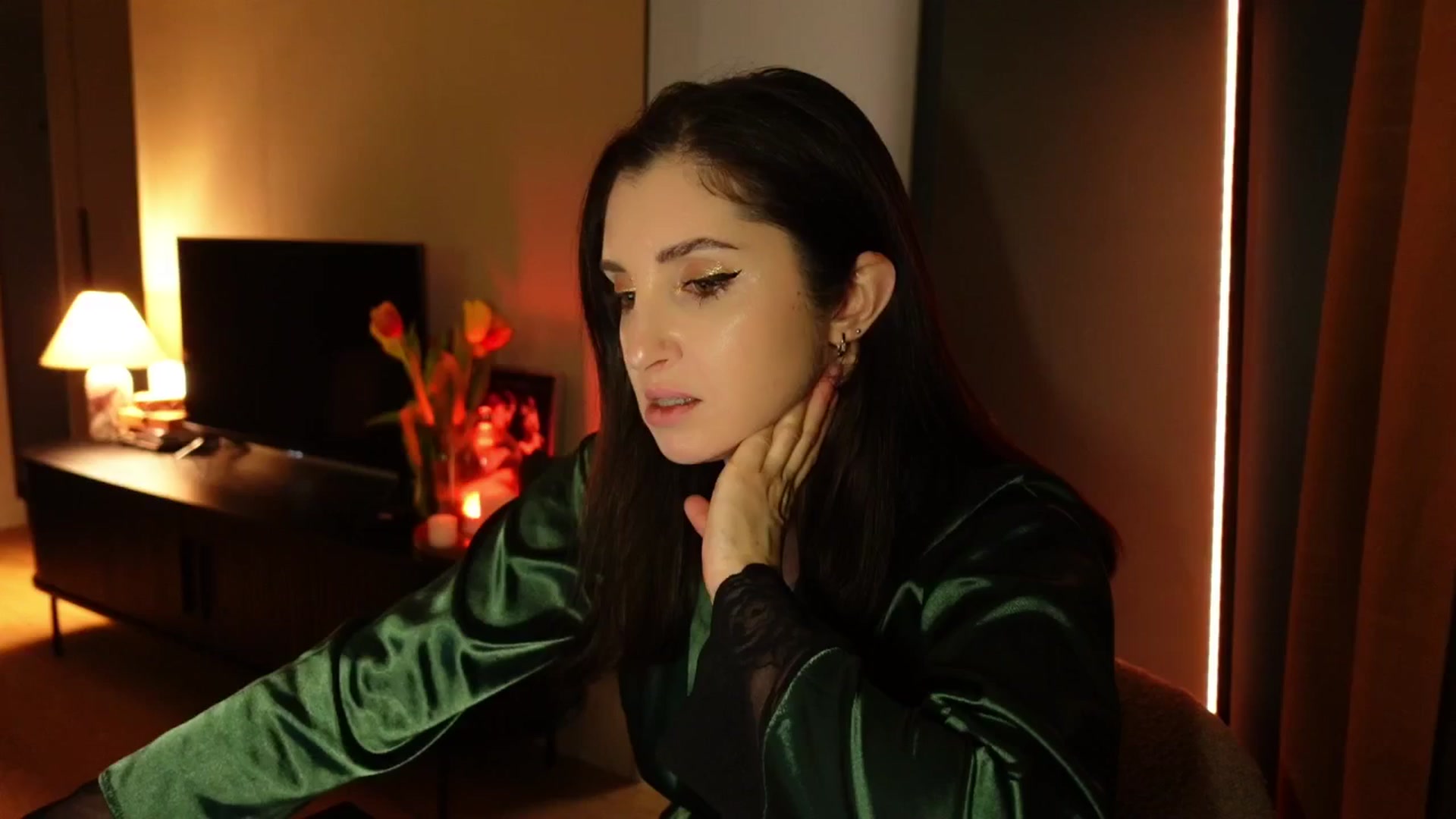 Gallery image thumbnail from Maddie's myfreecams stream on, 03/12/2025, 01:45 image 7 of 20