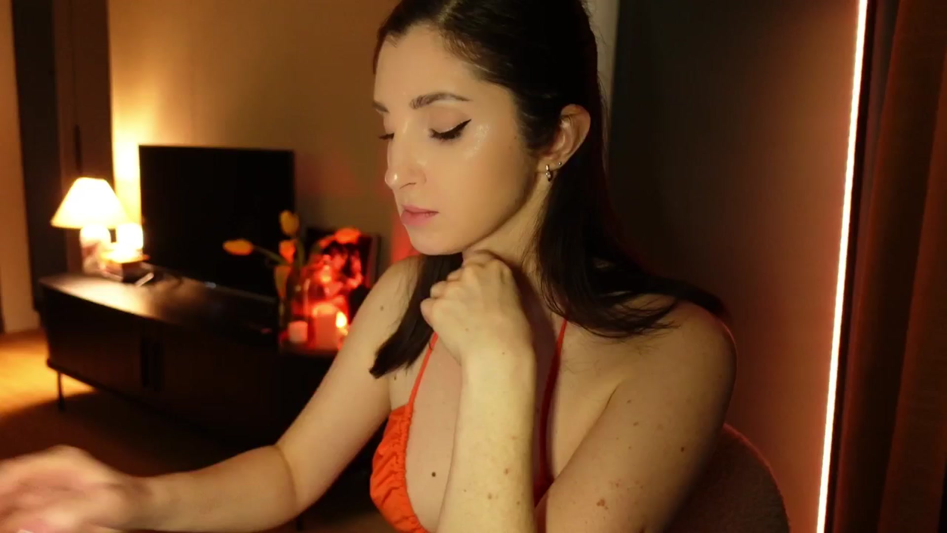 Gallery image thumbnail from Maddie's myfreecams stream on, 03/13/2025, 22:07 image 19 of 20