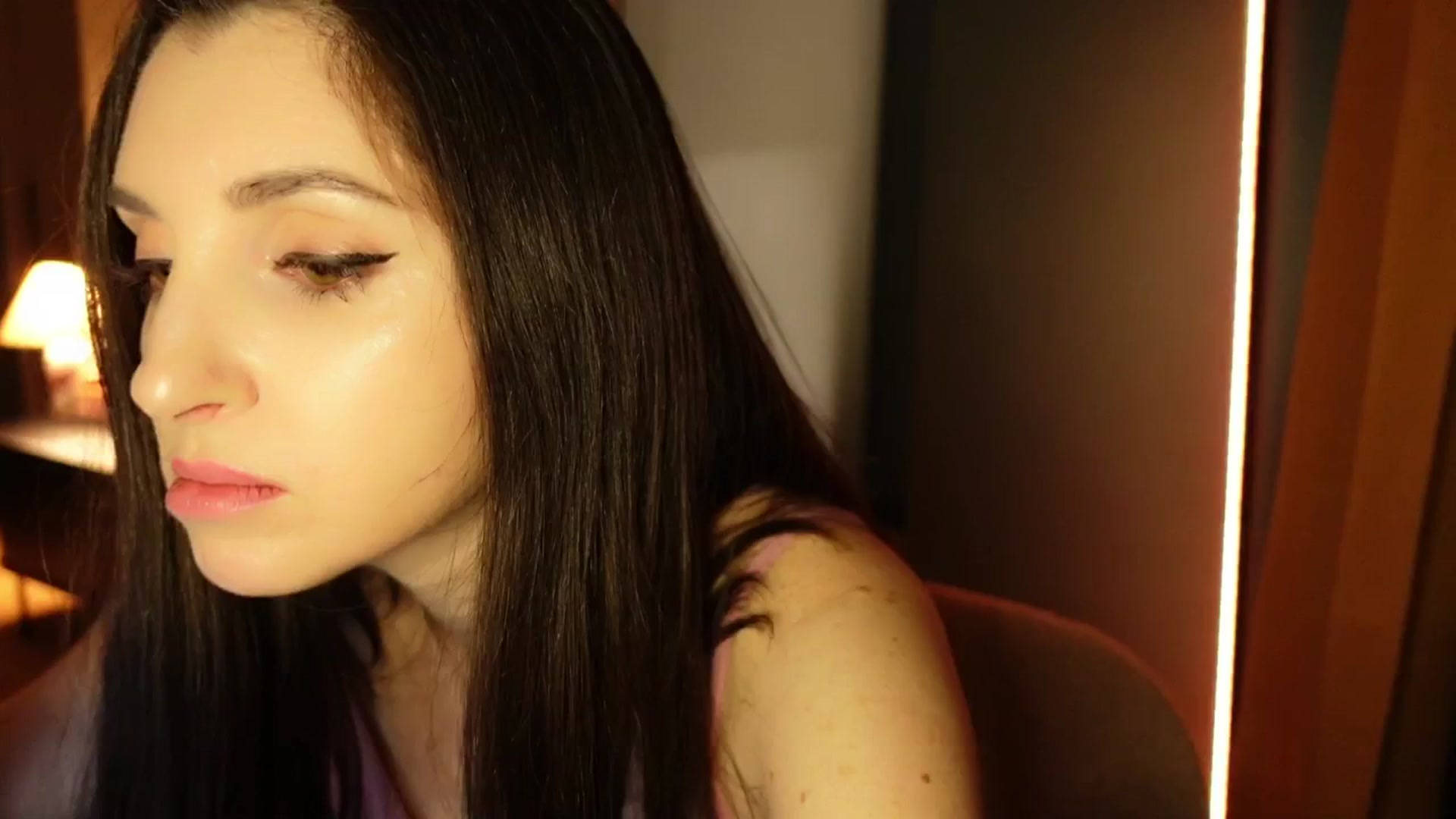 Gallery image thumbnail from Maddie's myfreecams stream on, 03/16/2025, 24:03 image 5 of 20