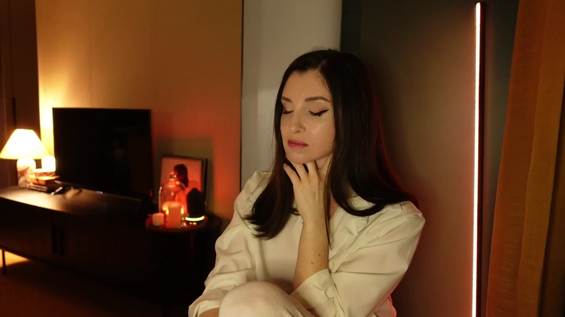 Gallery image thumbnail from Maddie's myfreecams stream on, 03/18/2025, 21:40 image 20 of 20