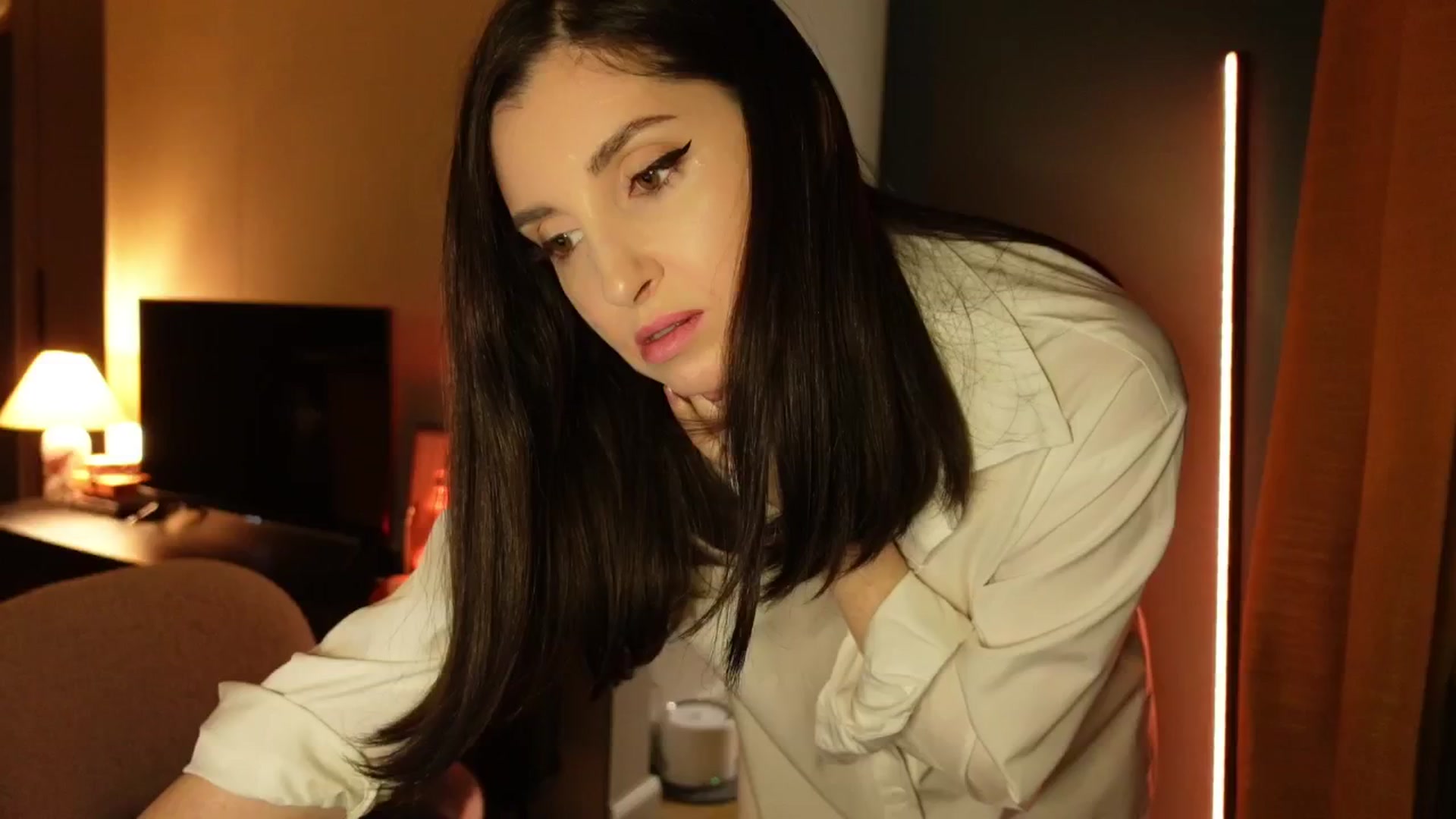 Gallery image thumbnail from Maddie's myfreecams stream on, 03/18/2025, 22:46 image 18 of 20