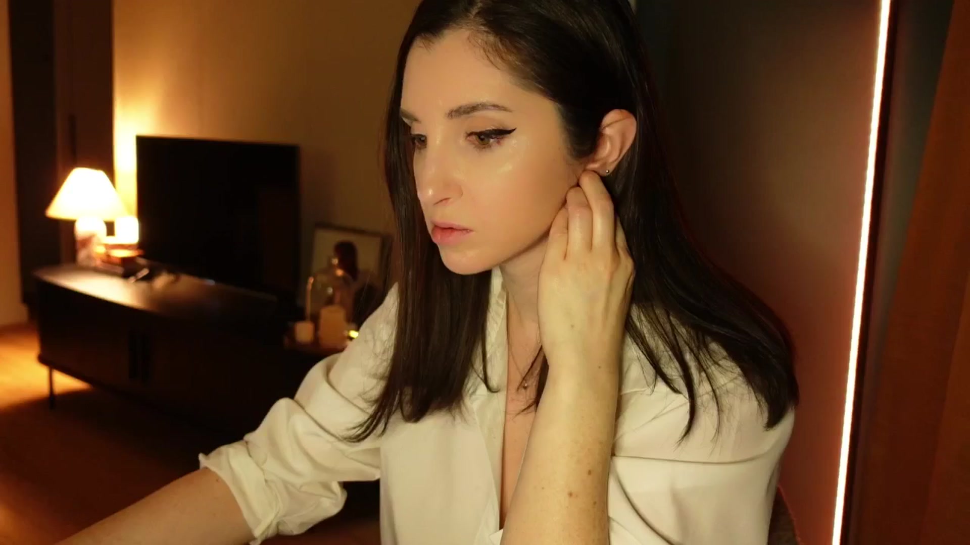 Gallery image thumbnail from Maddie's myfreecams stream on, 03/19/2025, 02:50 image 20 of 20