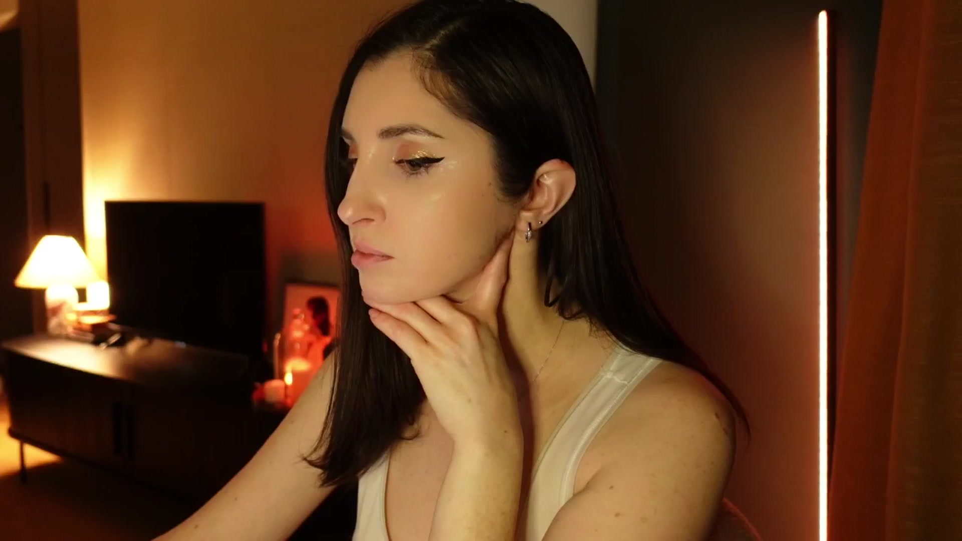 Gallery image thumbnail from Maddie's myfreecams stream on, 03/20/2025, 01:51 image 5 of 20