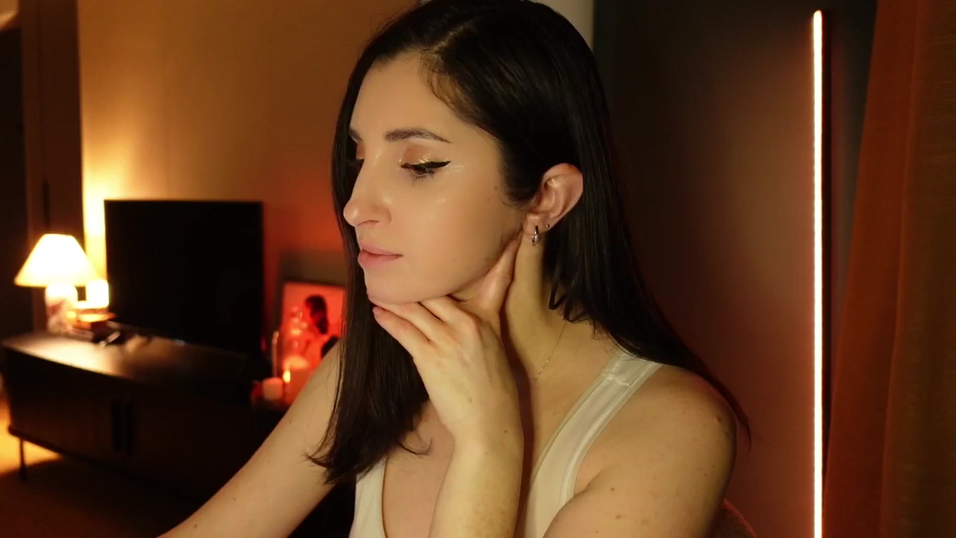 Gallery image thumbnail from Maddie's myfreecams stream on, 03/20/2025, 01:51 image 6 of 20