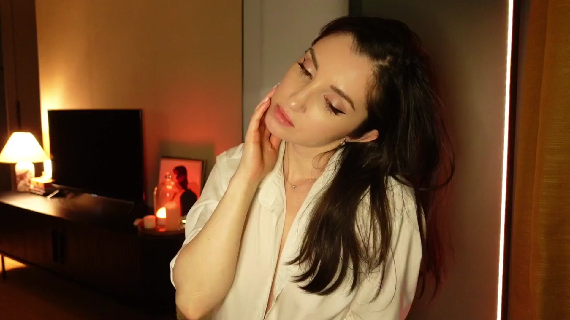 Gallery image thumbnail from Maddie's myfreecams stream on, 03/27/2025, 03:20 image 9 of 20