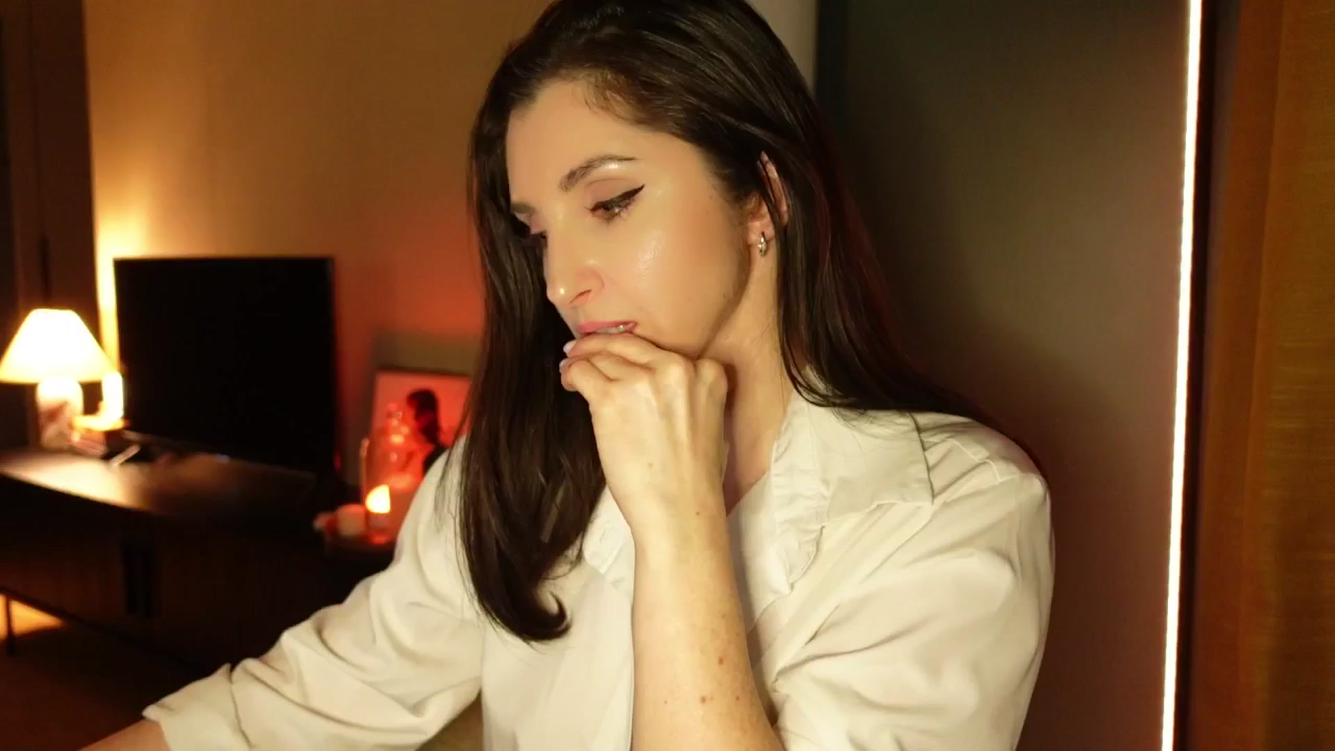 Gallery image thumbnail from Maddie's myfreecams stream on, 03/27/2025, 03:20 image 12 of 20