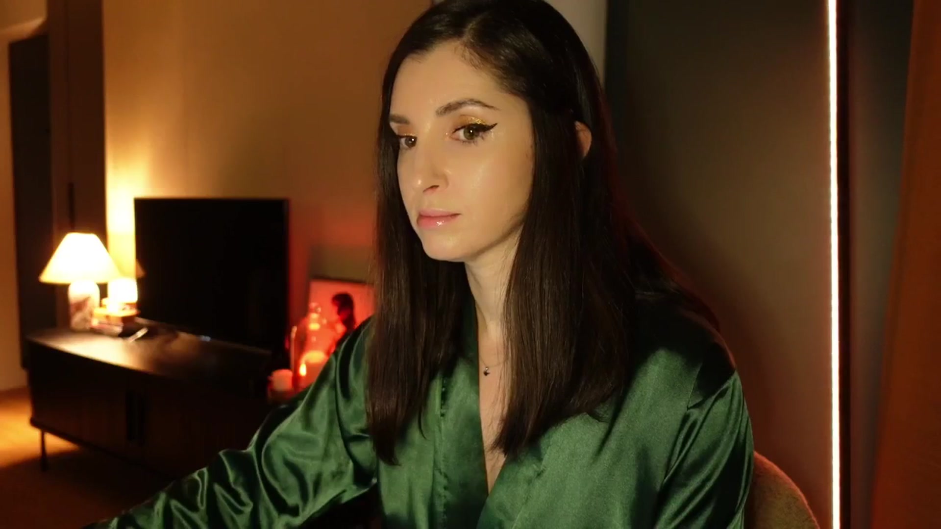 Gallery image thumbnail from Maddie's myfreecams stream on, 03/27/2025, 22:45 image 10 of 20