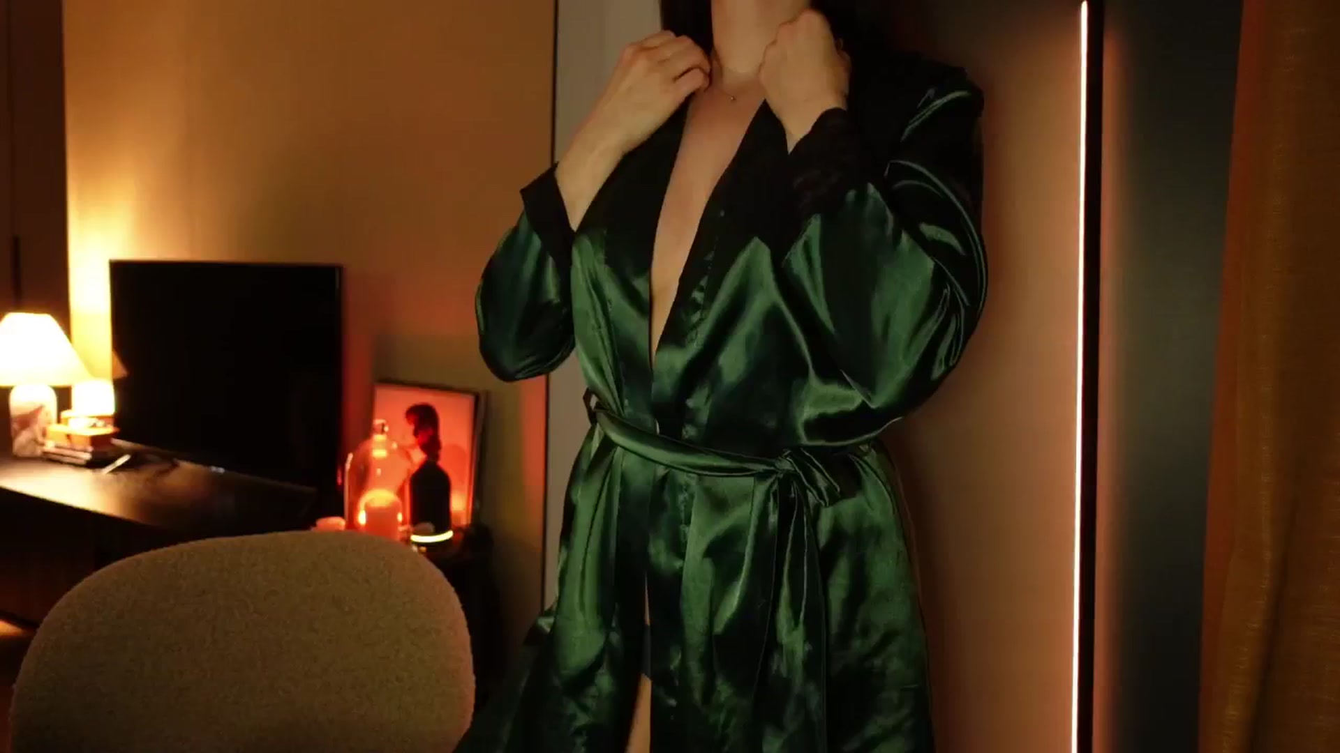 Gallery image thumbnail from Maddie's myfreecams stream on, 03/28/2025, 02:29 image 15 of 20
