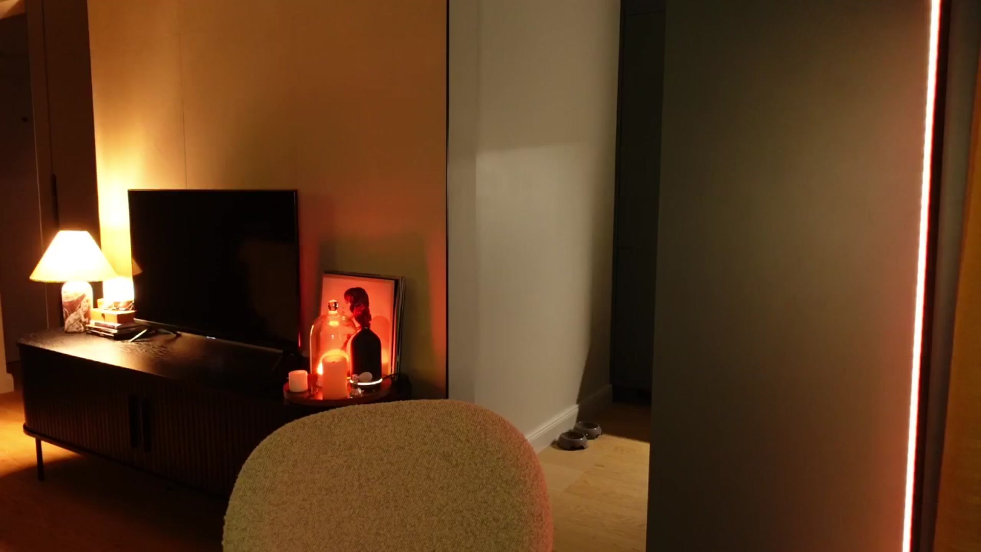 Gallery image thumbnail from Maddie's myfreecams stream on, 04/01/2025, 24:04 image 17 of 20