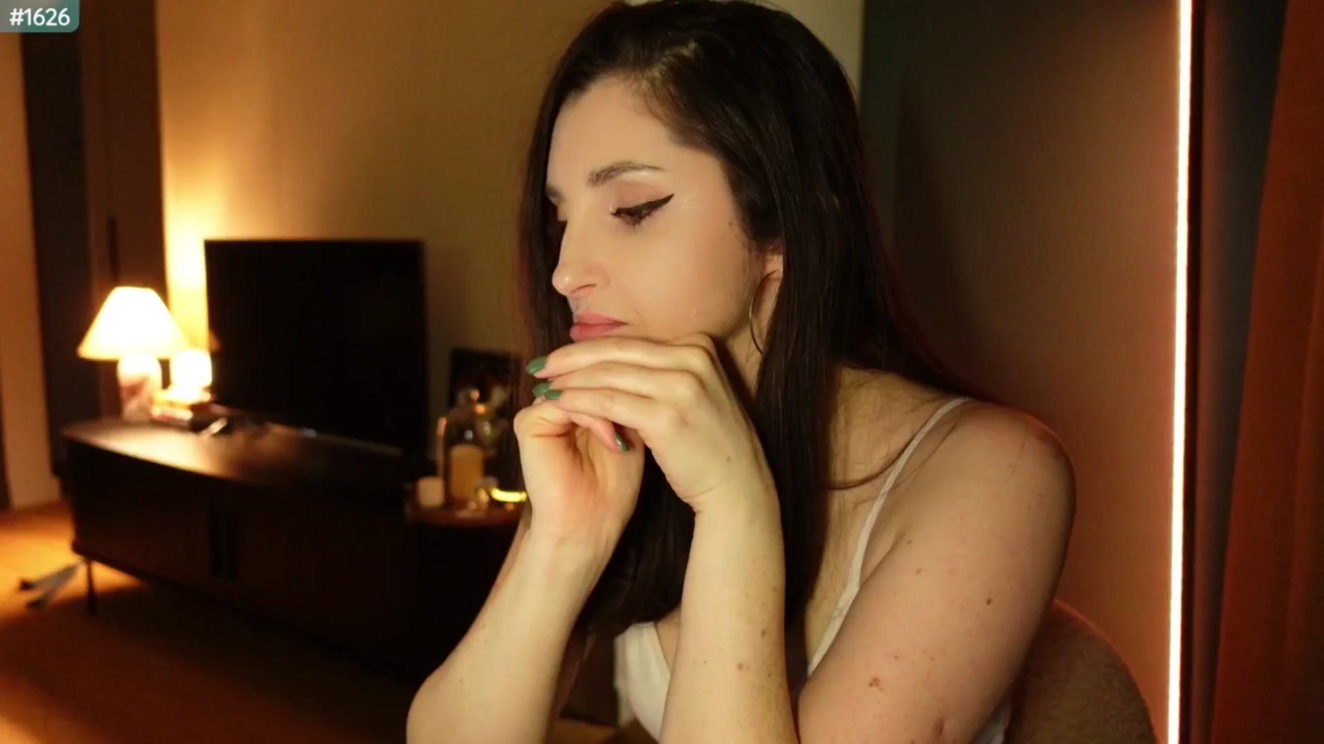 Gallery image thumbnail from Maddie's myfreecams stream on, 04/17/2025, 23:35 image 8 of 20