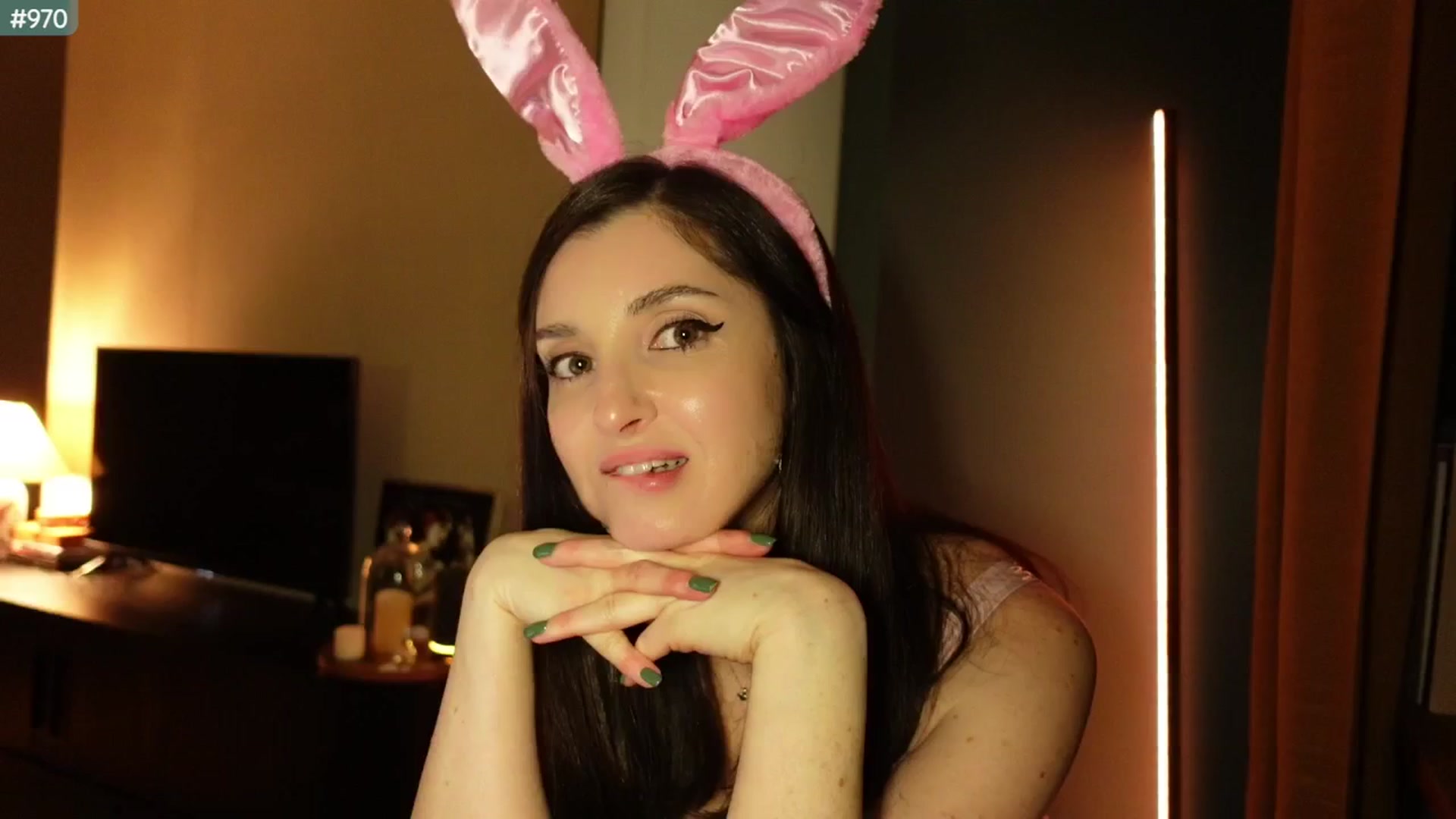 Gallery image thumbnail from Maddie's myfreecams stream on, 04/19/2025, 24:59 image 9 of 20