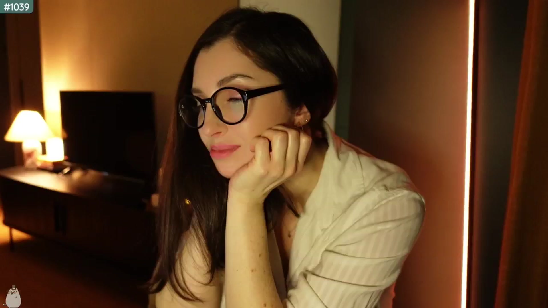 Gallery image thumbnail from Maddie's myfreecams stream on, 04/23/2025, 01:59 image 8 of 20