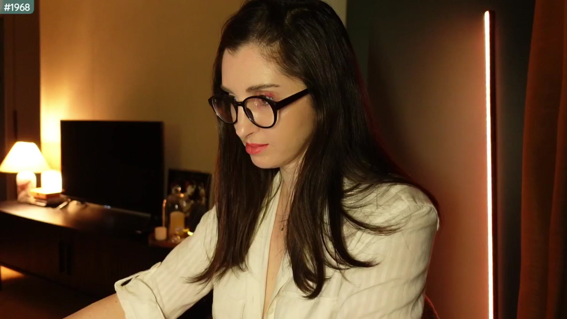 Gallery image thumbnail from Maddie's myfreecams stream on, 05/07/2025, 01:31 image 11 of 20
