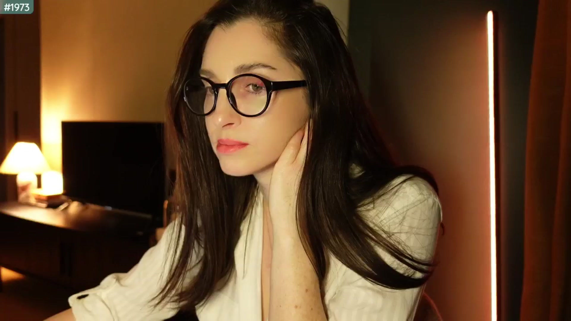Gallery image thumbnail from Maddie's myfreecams stream on, 05/07/2025, 01:31 image 17 of 20
