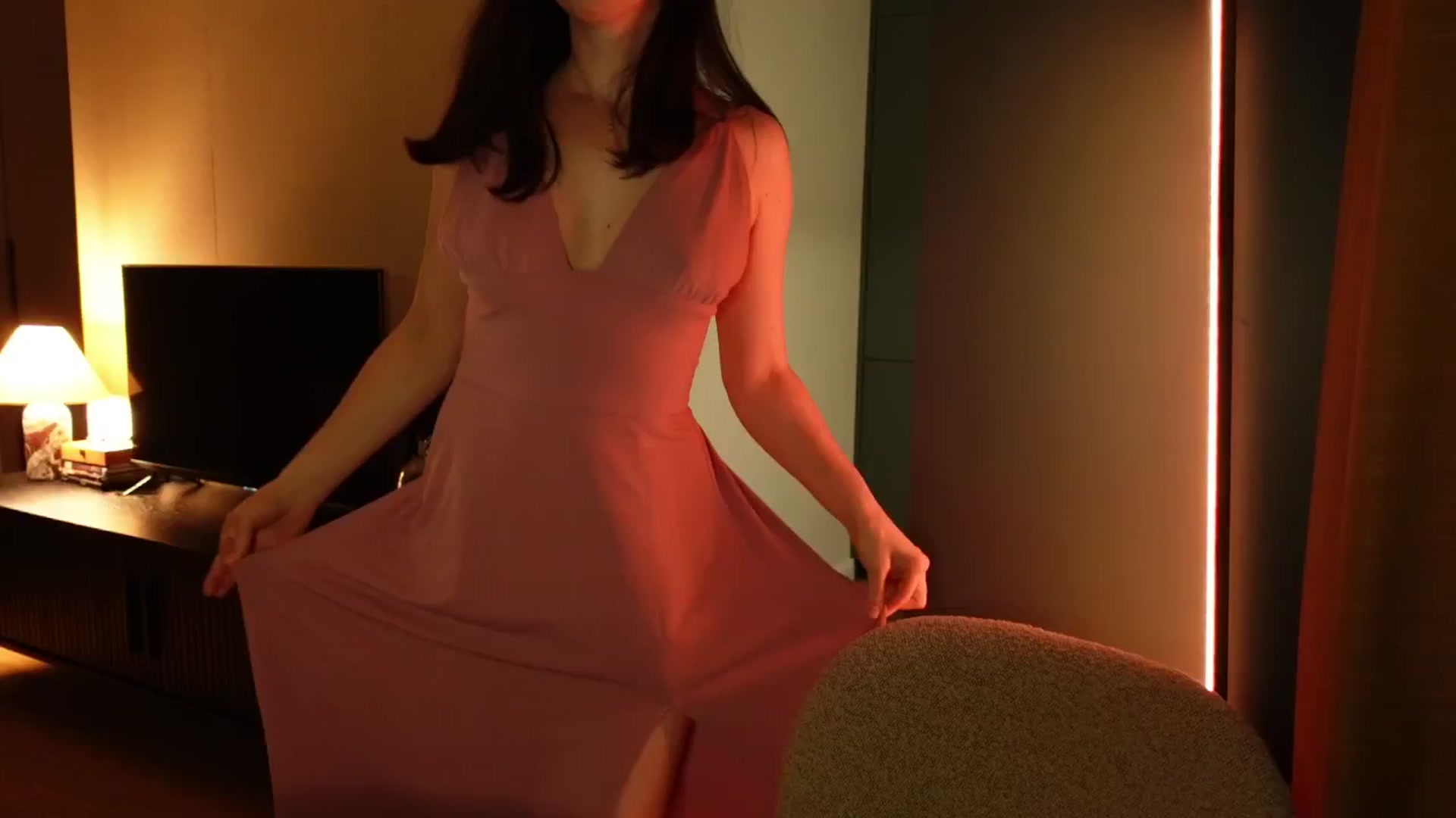 Gallery image thumbnail from Maddie's myfreecams stream on, 05/22/2025, 24:01 image 12 of 20