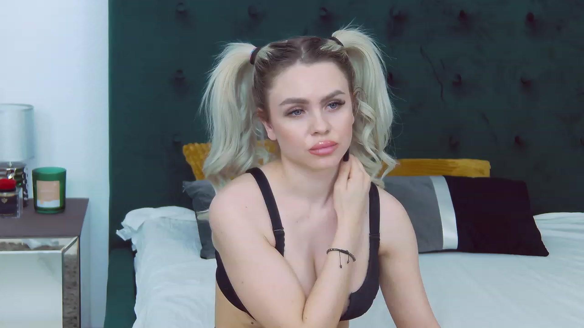 Gallery image thumbnail from MaddieJordan's myfreecams stream on, 01/08/2023, 15:05 image 20 of 20
