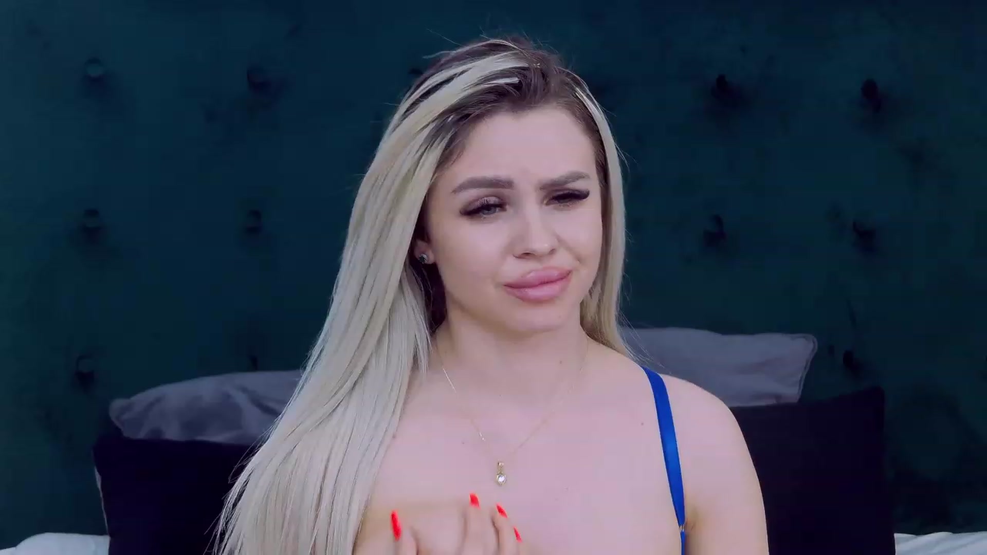 Gallery image thumbnail from MaddieJordan's myfreecams stream on, 01/22/2023, 16:06 image 1 of 20
