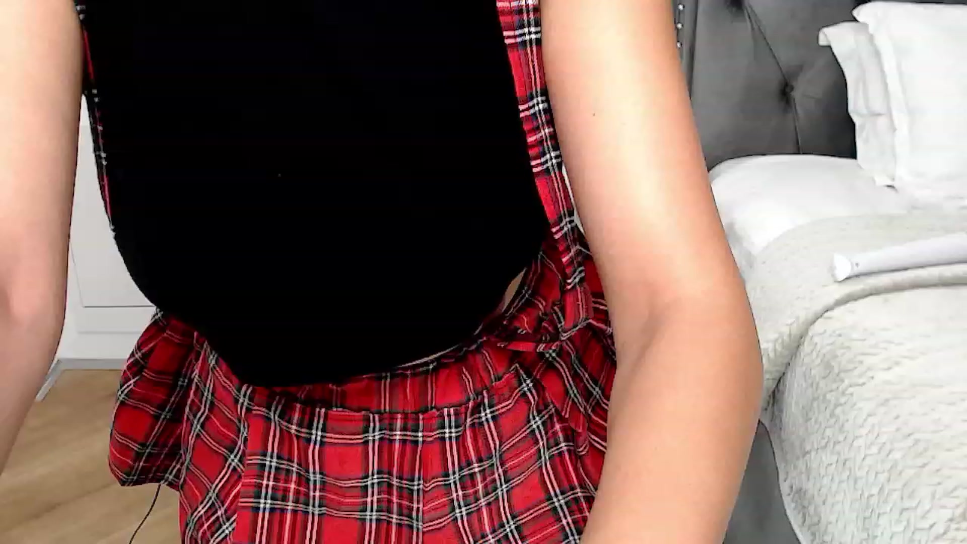 Gallery image thumbnail from MaddieRo's myfreecams stream on, 11/16/2022, 19:39 image 9 of 20