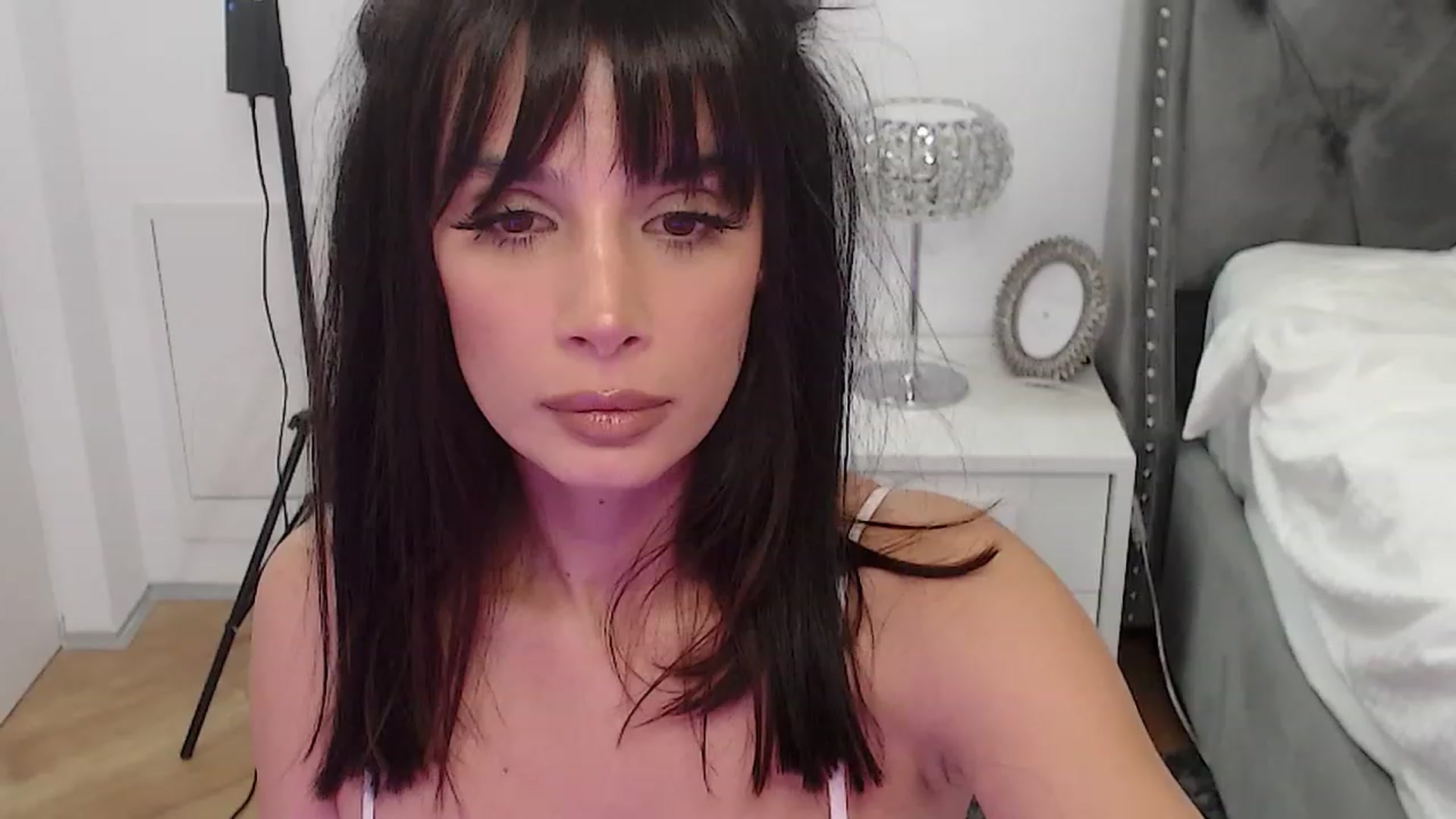 Gallery image thumbnail from MaddieRo's myfreecams stream on, 11/24/2022, 14:30 image 4 of 20