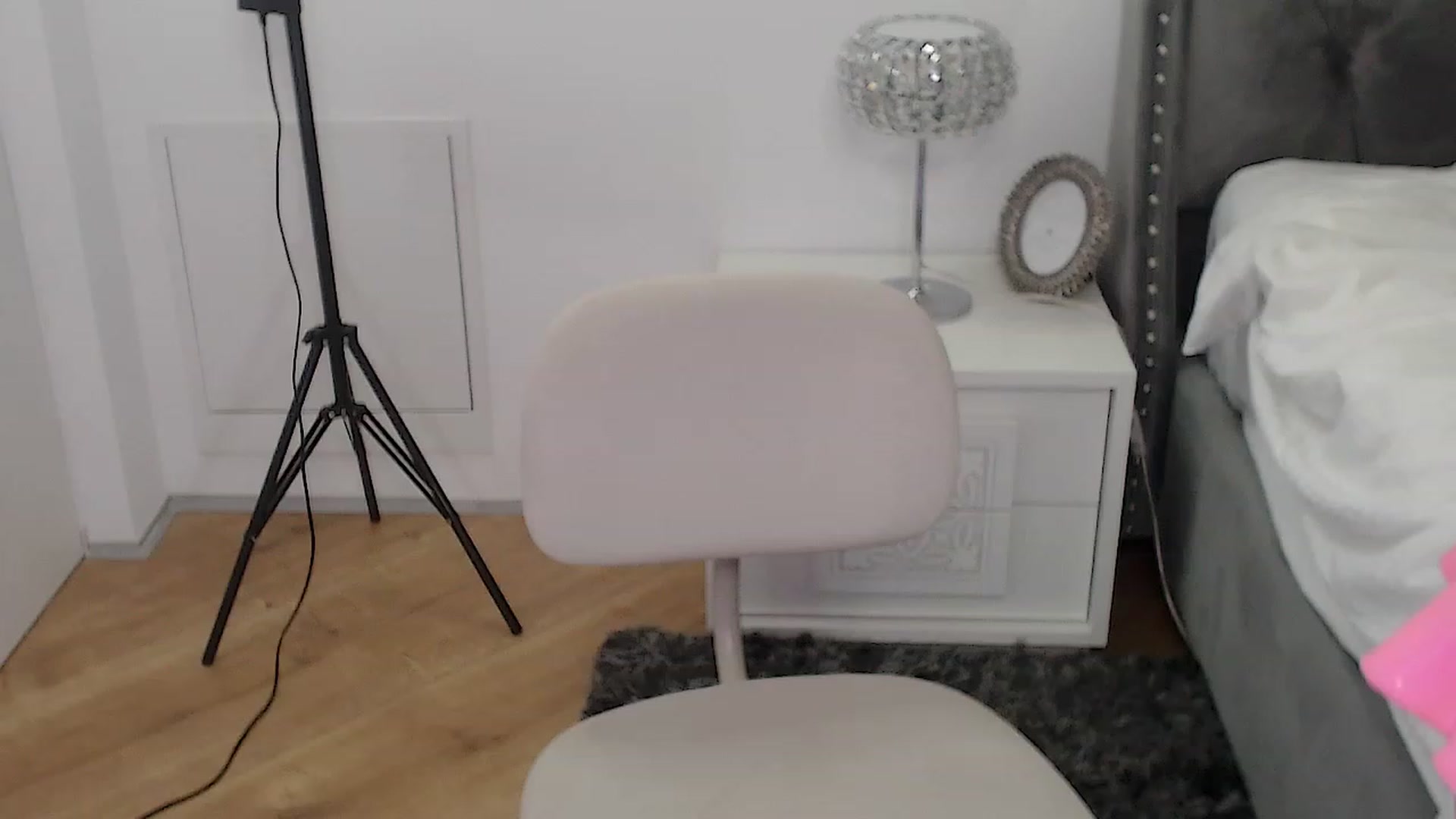 Gallery image thumbnail from MaddieRo's myfreecams stream on, 11/24/2022, 14:30 image 1 of 20