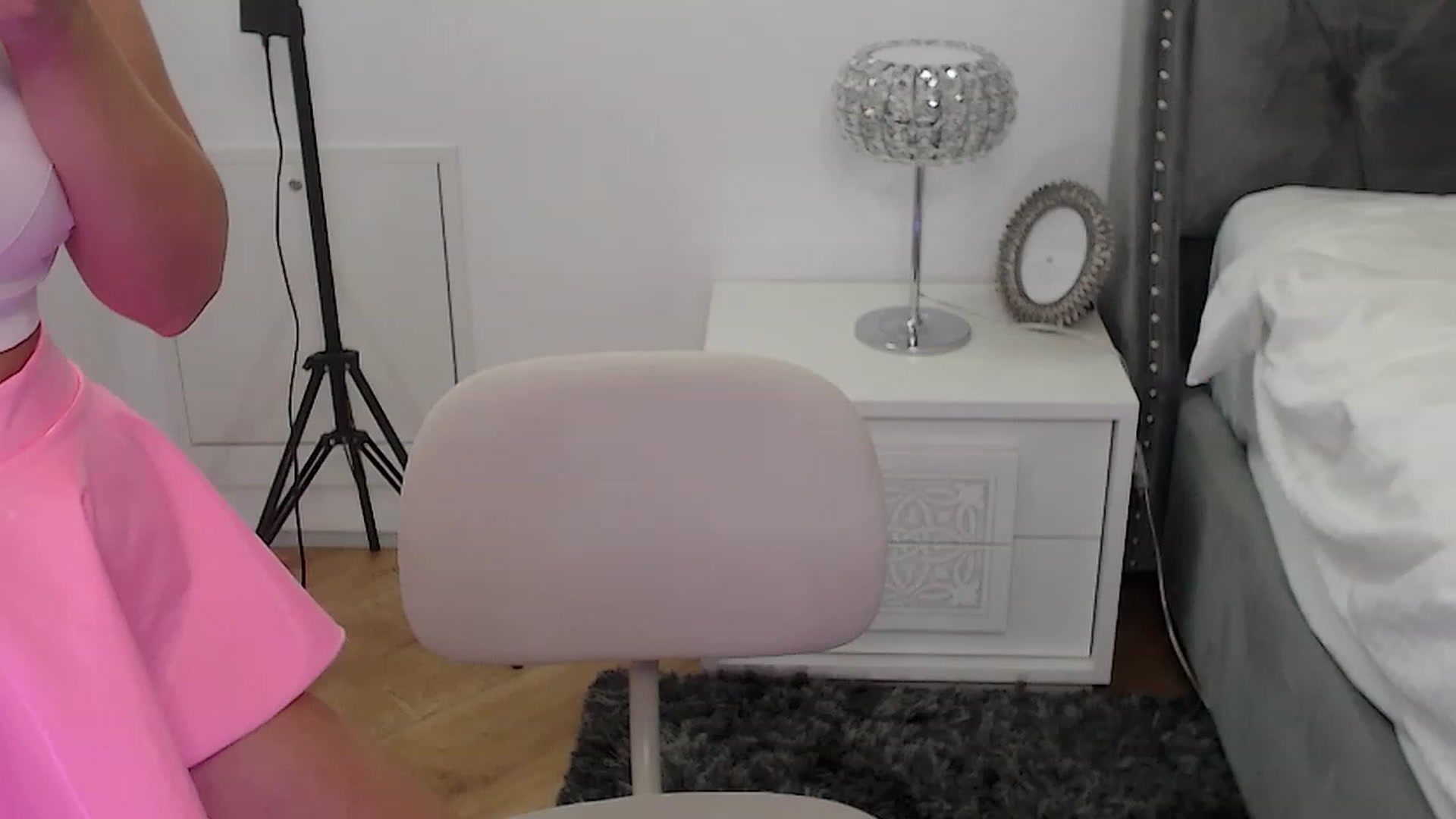 Gallery image thumbnail from MaddieRo's myfreecams stream on, 11/24/2022, 14:30 image 9 of 20