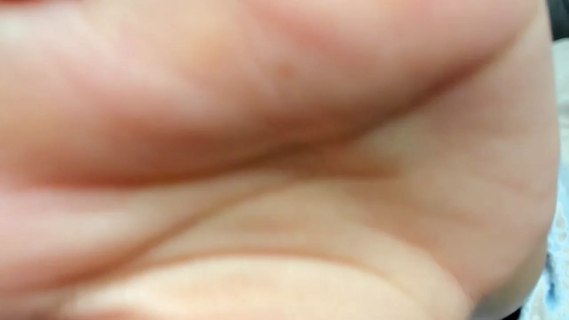 Gallery image thumbnail from MaddieRo's myfreecams stream on, 12/02/2022, 17:38 image 11 of 20