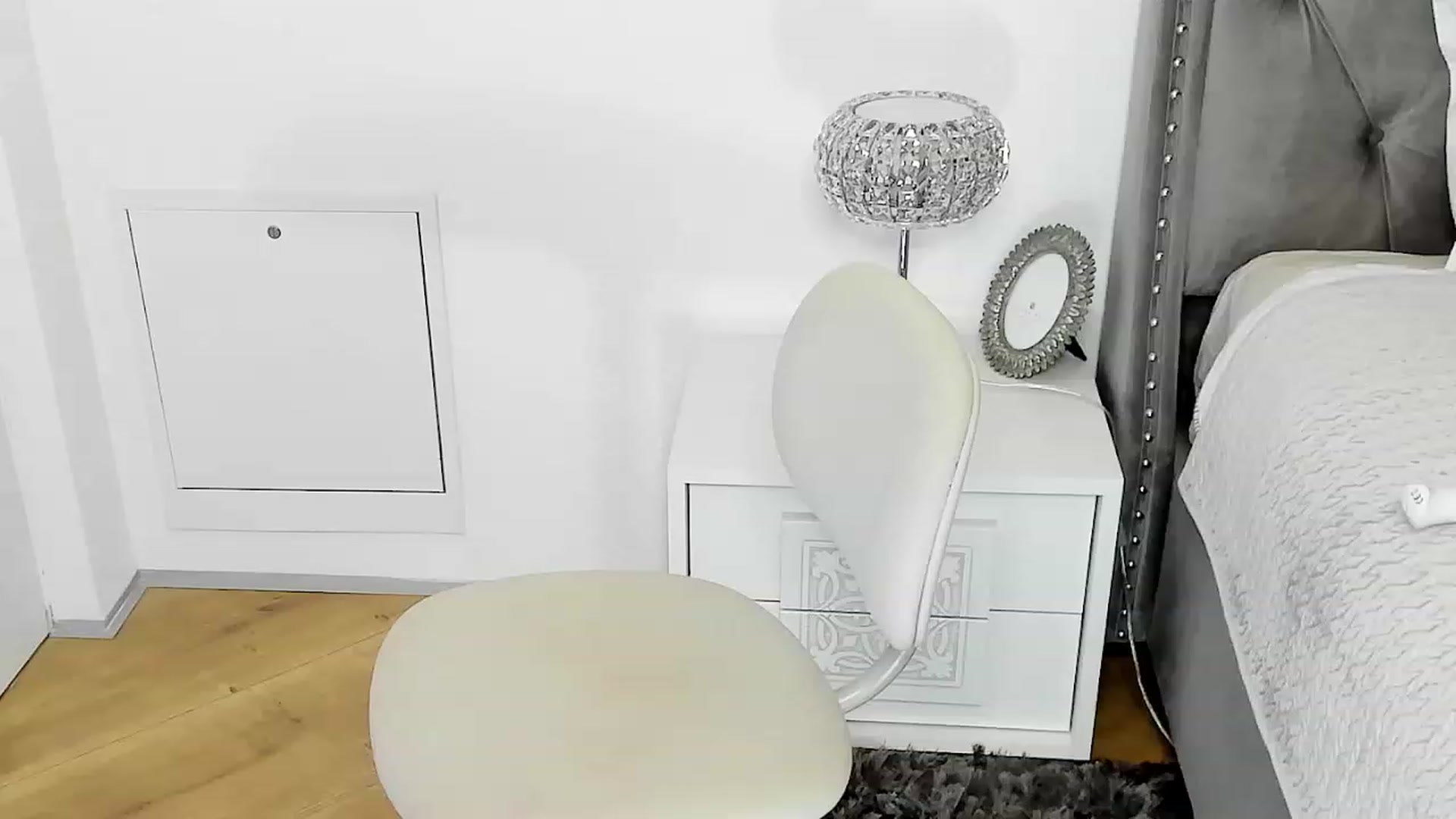 Gallery image thumbnail from MaddieRo's myfreecams stream on, 12/04/2022, 21:35 image 3 of 20