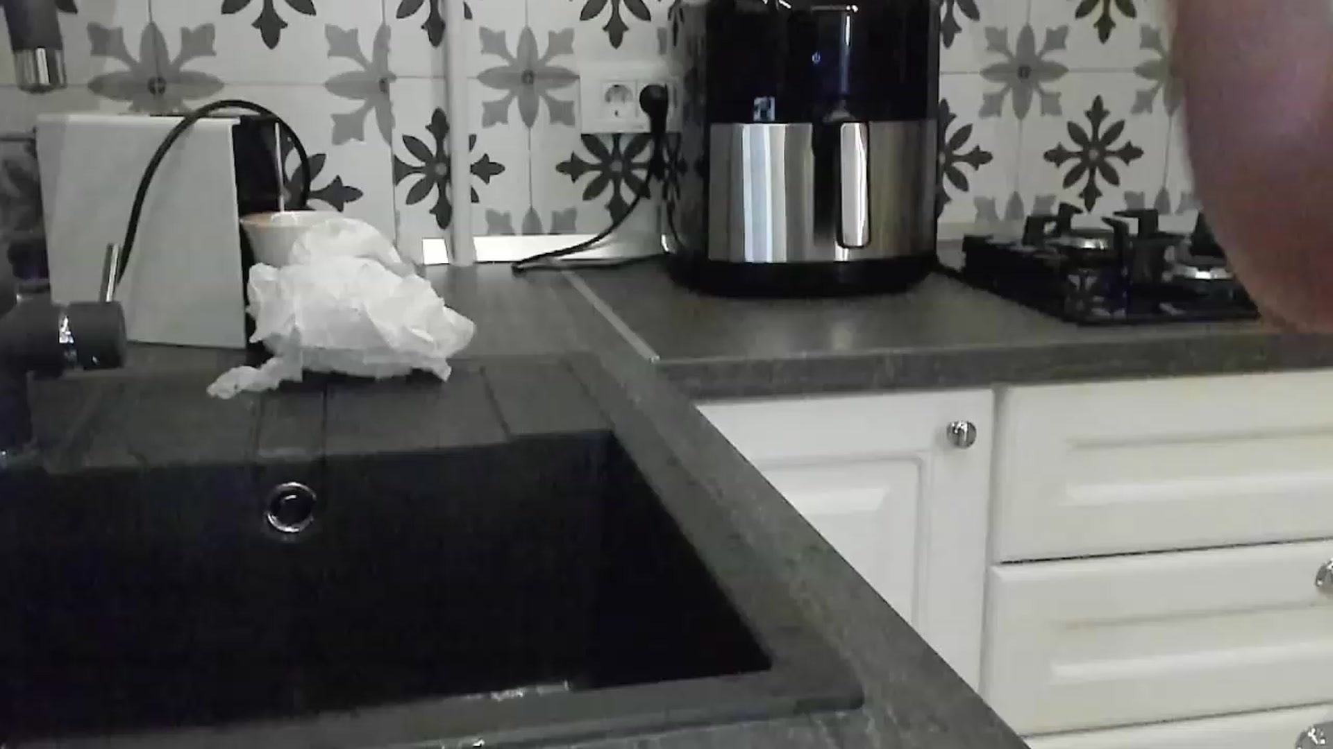 Gallery image thumbnail from MaddieRo's myfreecams stream on, 12/12/2022, 20:06 image 1 of 20