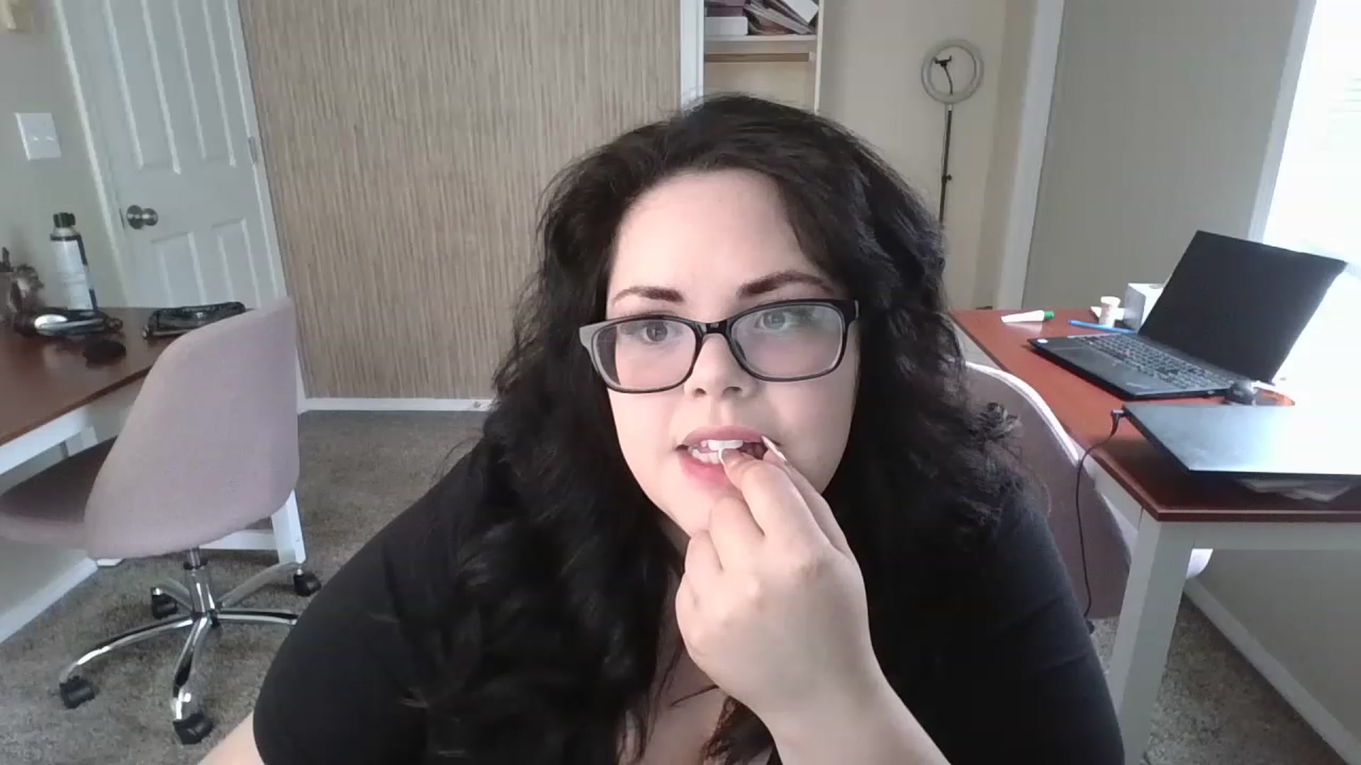 Gallery image thumbnail from Maddietay's myfreecams stream on, 04/30/2023, 22:08 image 16 of 20
